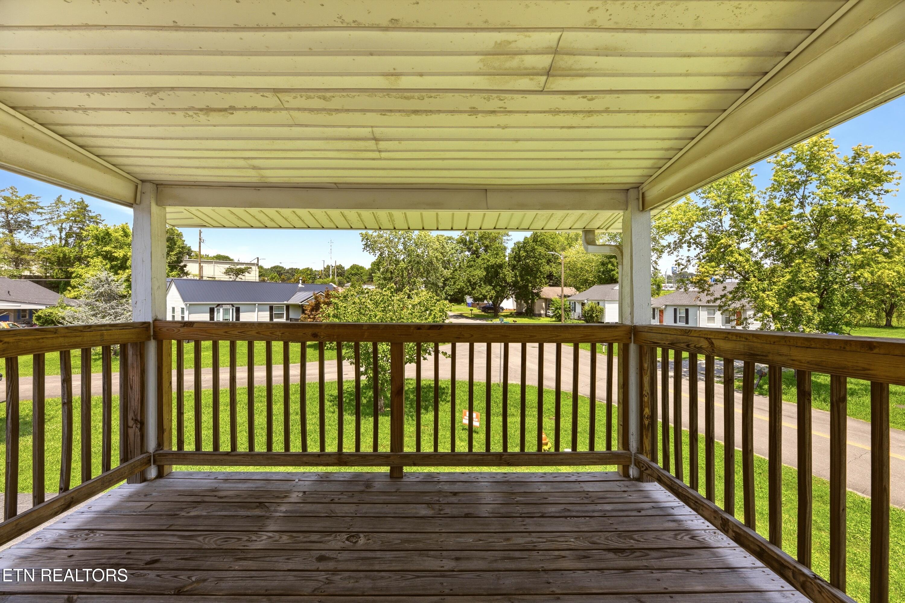 108 Meadowbrook Street Clinton TN 37716