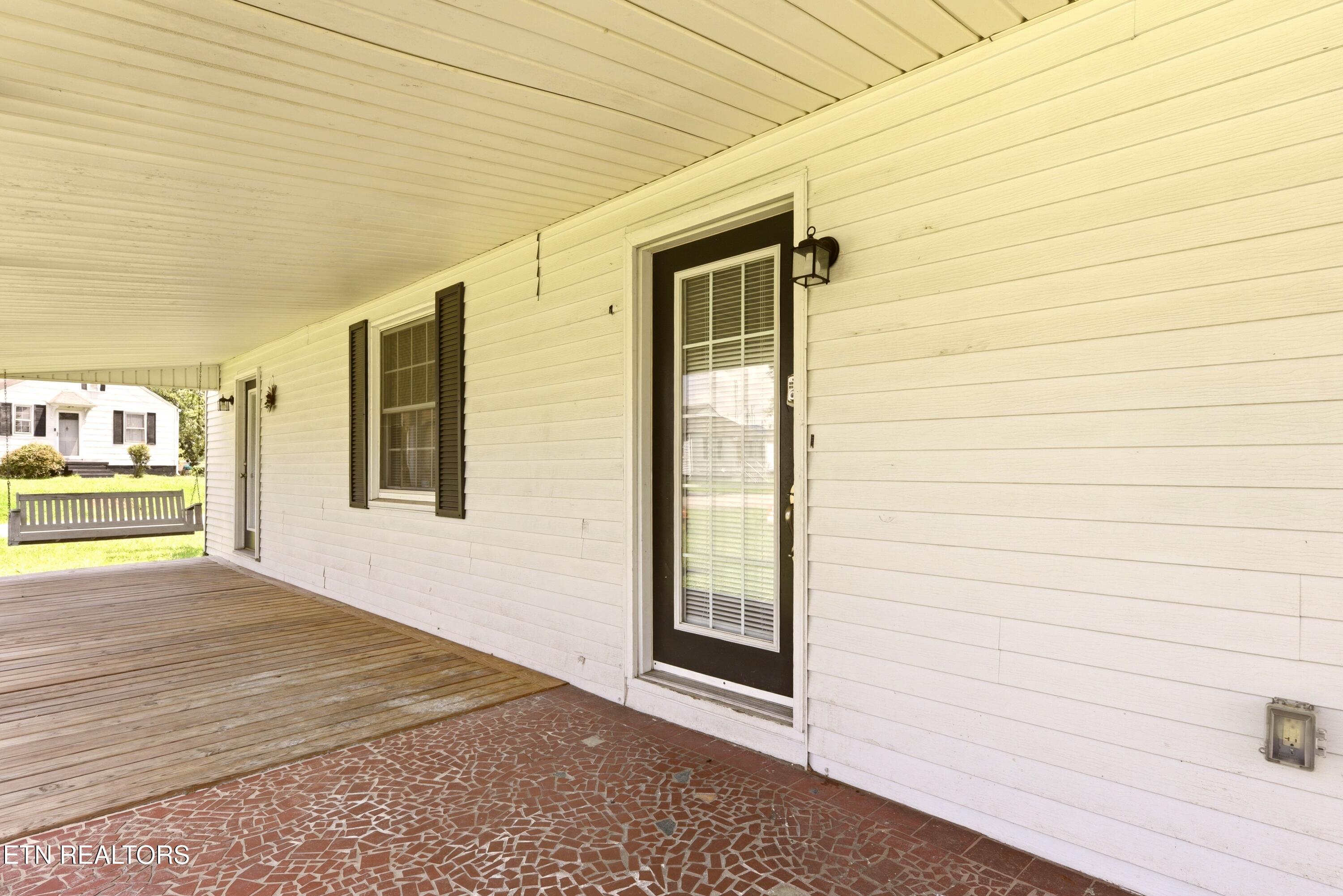108 Meadowbrook Street Clinton TN 37716