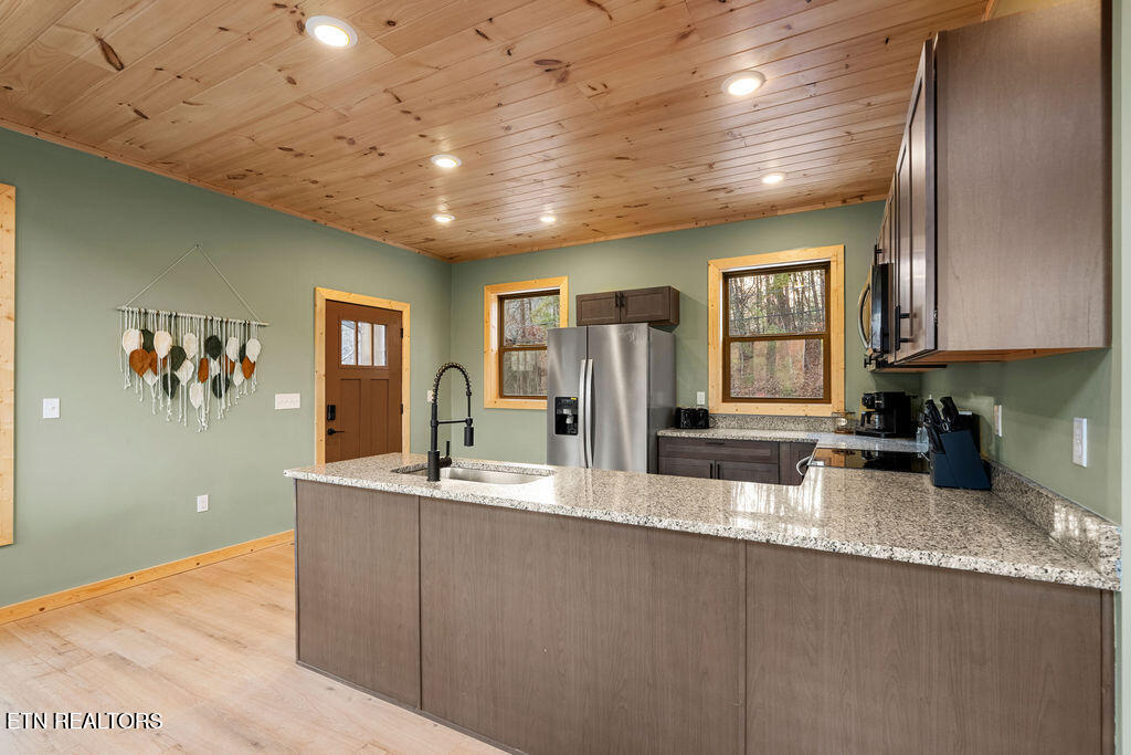 1857 Beach Front Drive Sevierville TN 37876