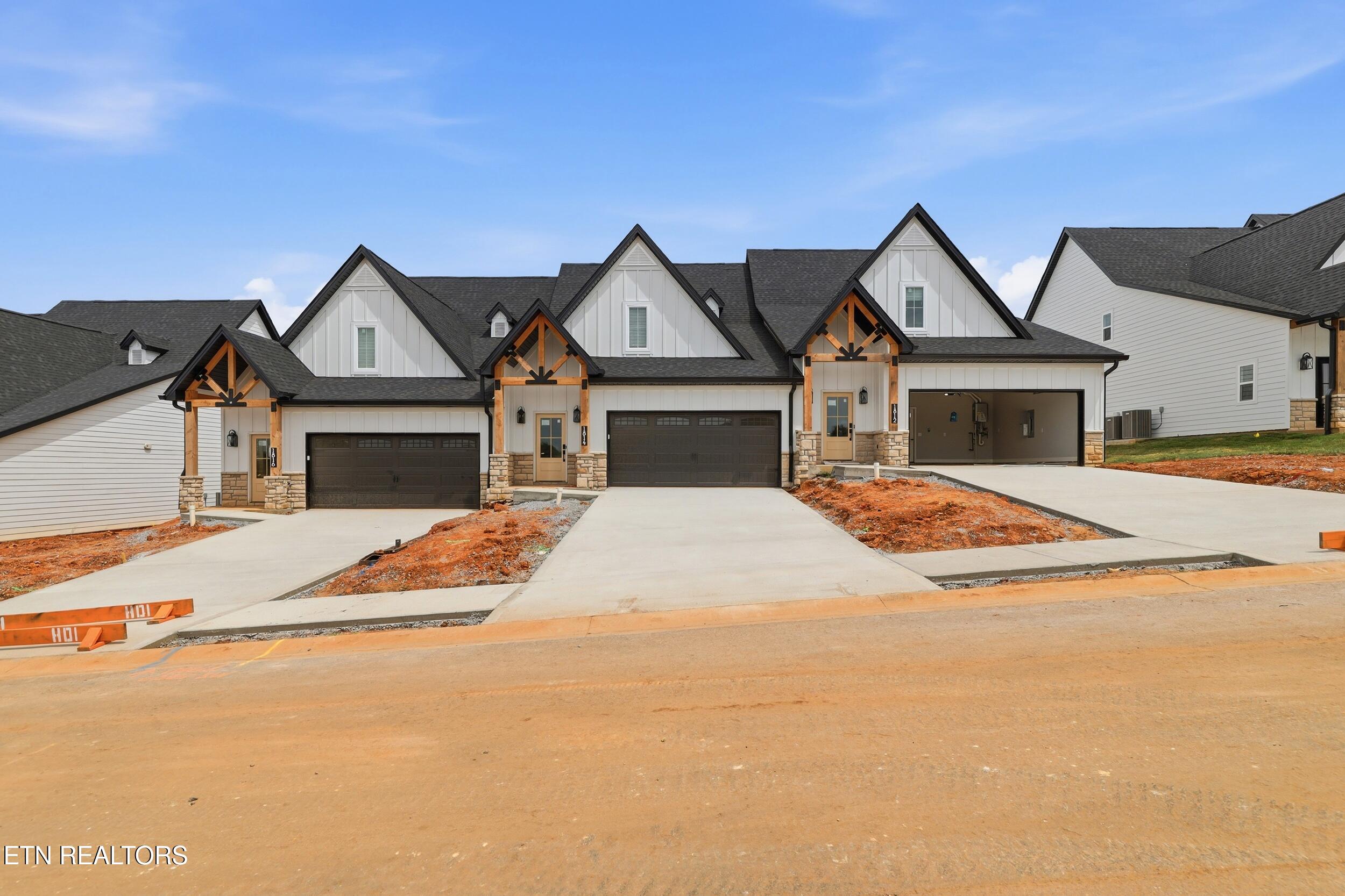 1814 Poplar Spgs Place Maryville TN 37803
