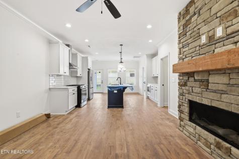 1814 Poplar Spgs Place Maryville TN 37803