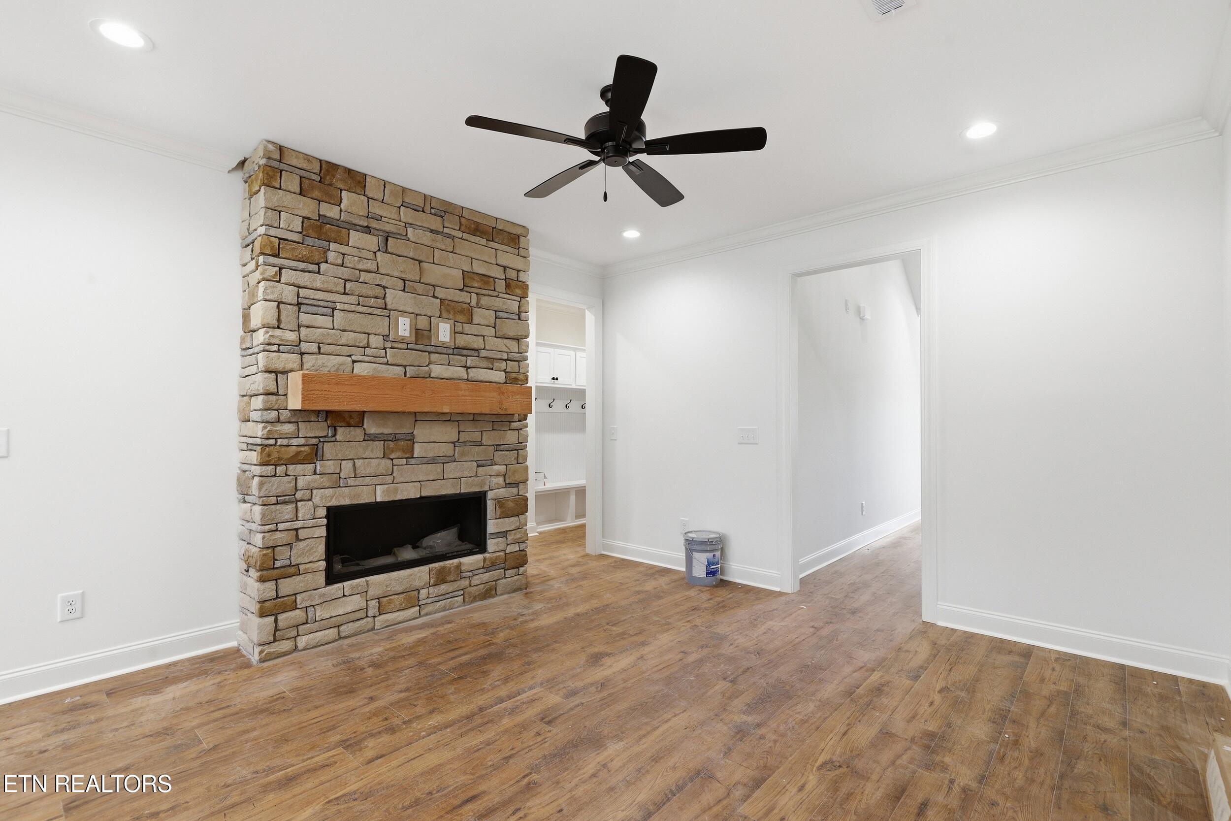 1814 Poplar Spgs Place Maryville TN 37803