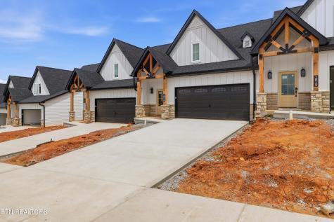 1814 Poplar Spgs Place Maryville TN 37803
