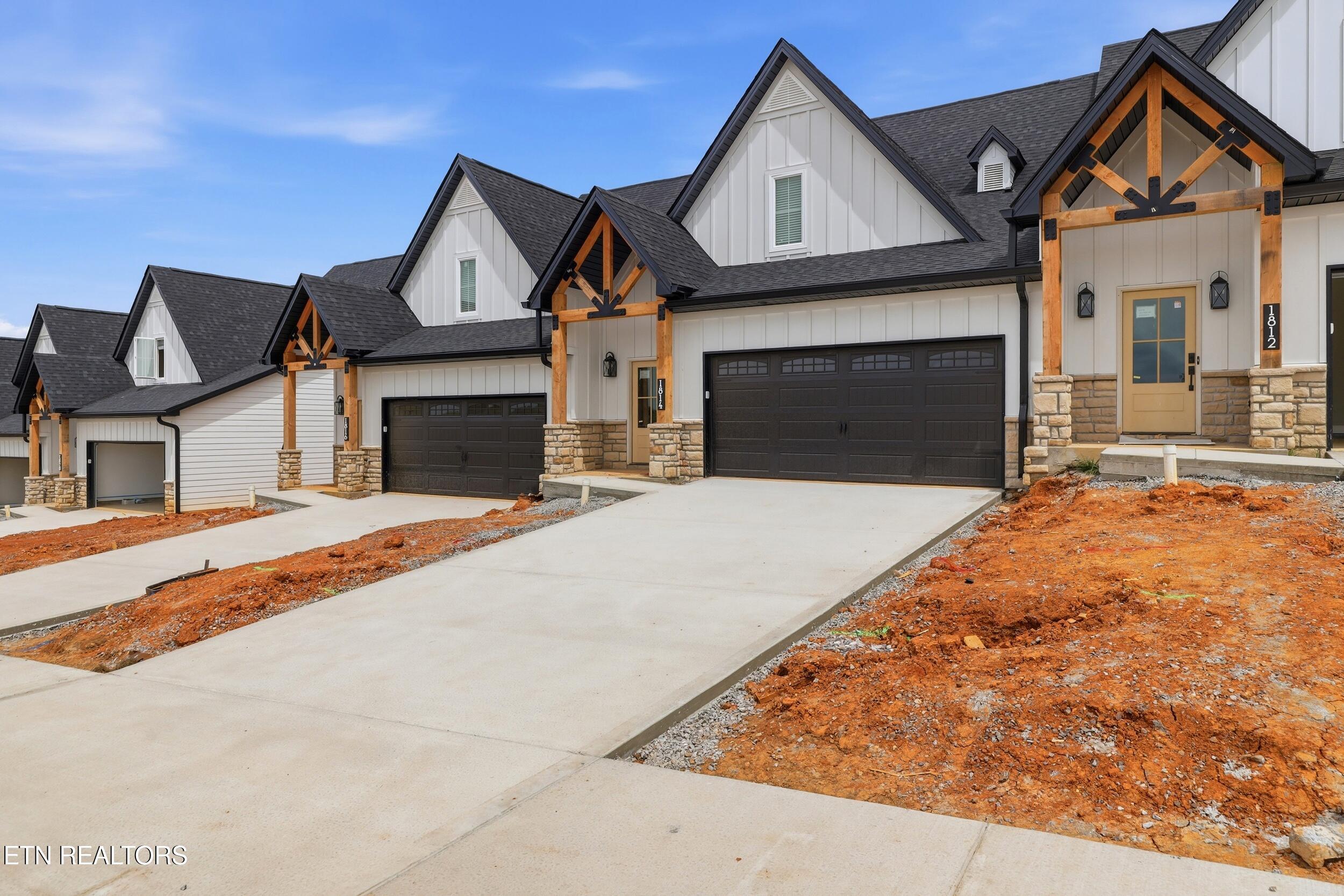 1814 Poplar Spgs Place Maryville TN 37803