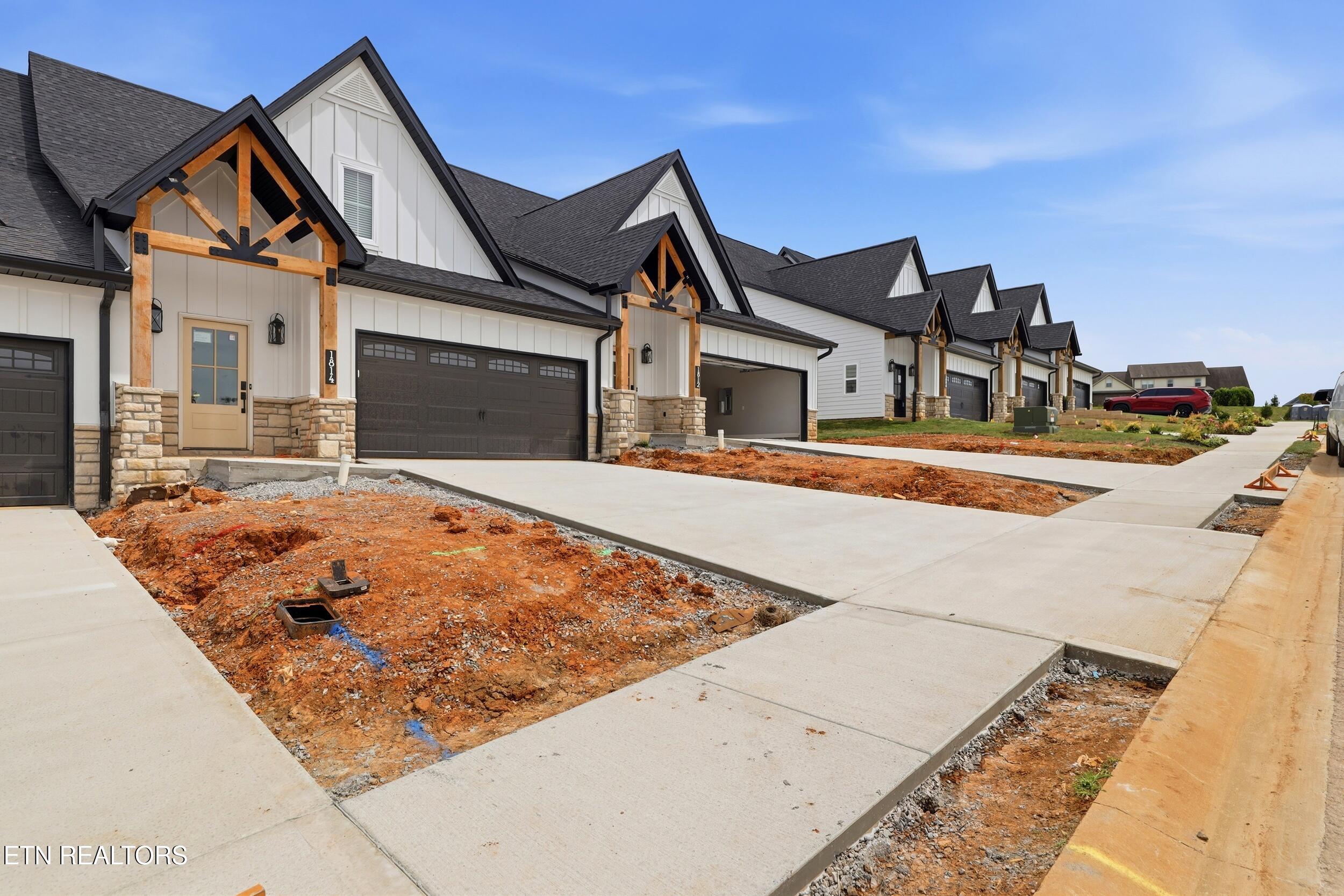 1814 Poplar Spgs Place Maryville TN 37803
