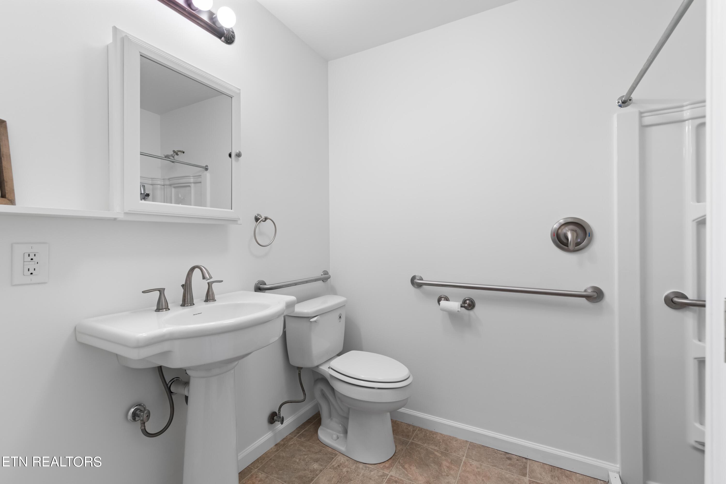 8817 Pleasant Hill Road Knoxville TN 37924