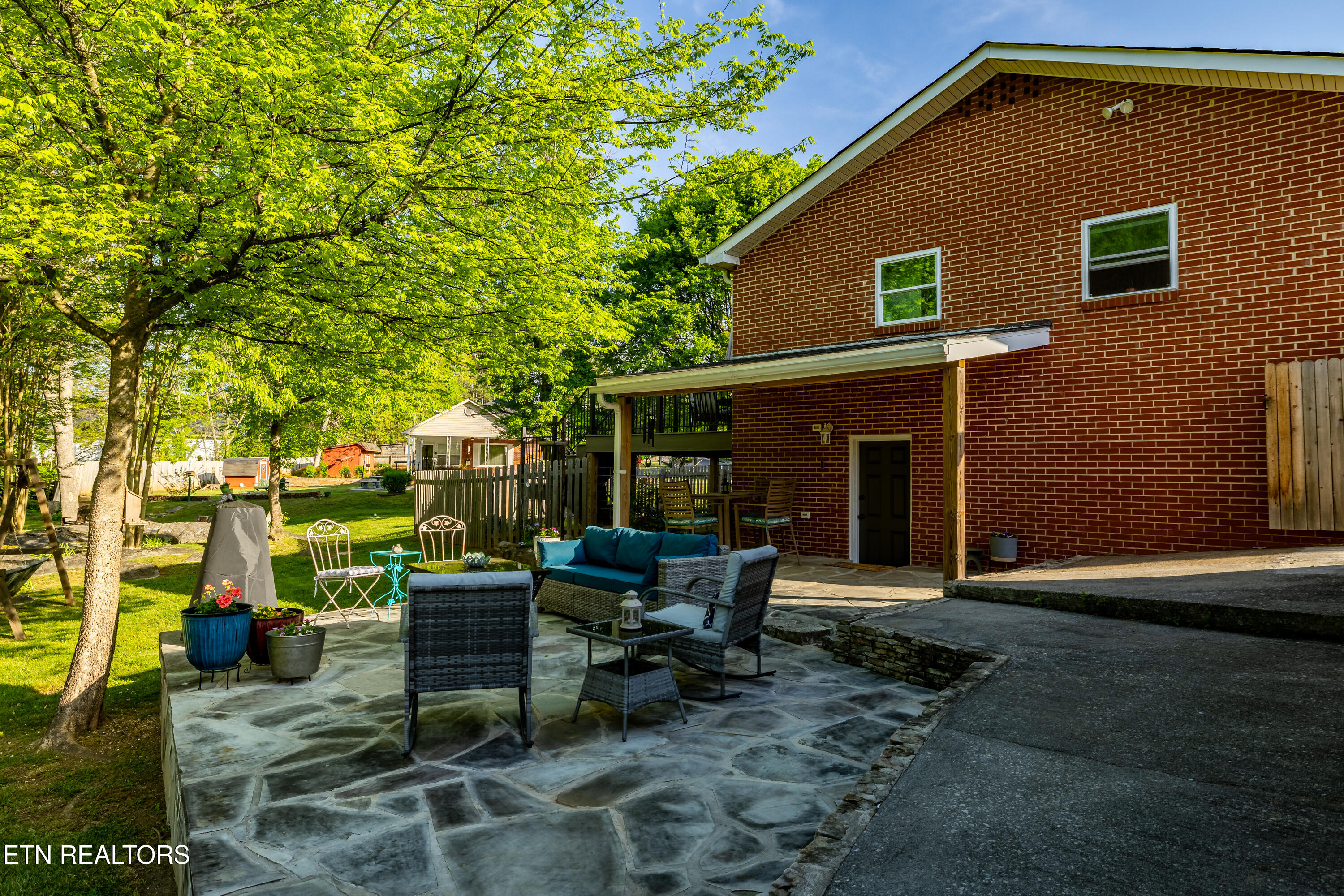 315 South Oak Street Sweetwater TN 37874