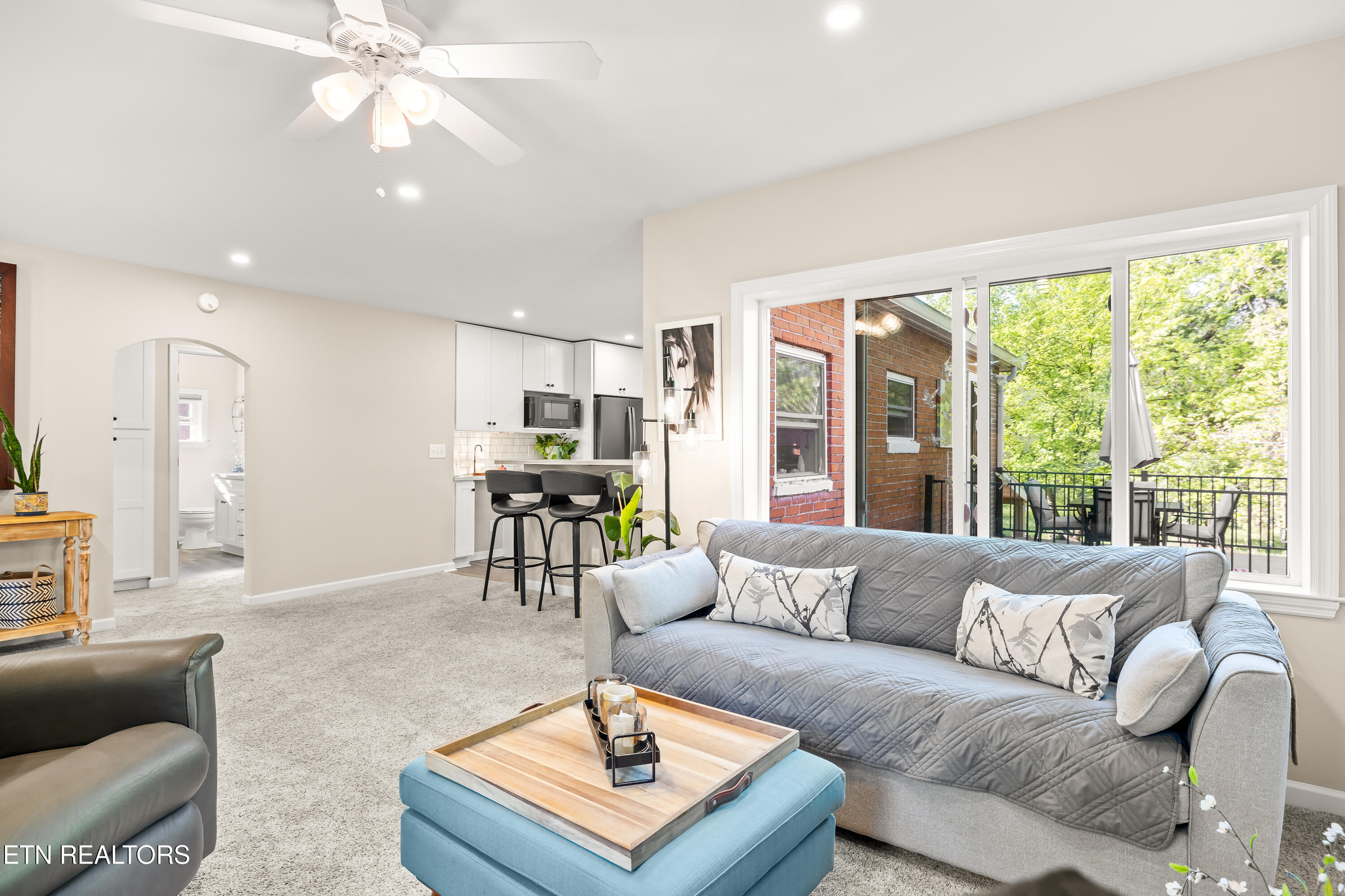 315 South Oak Street Sweetwater TN 37874