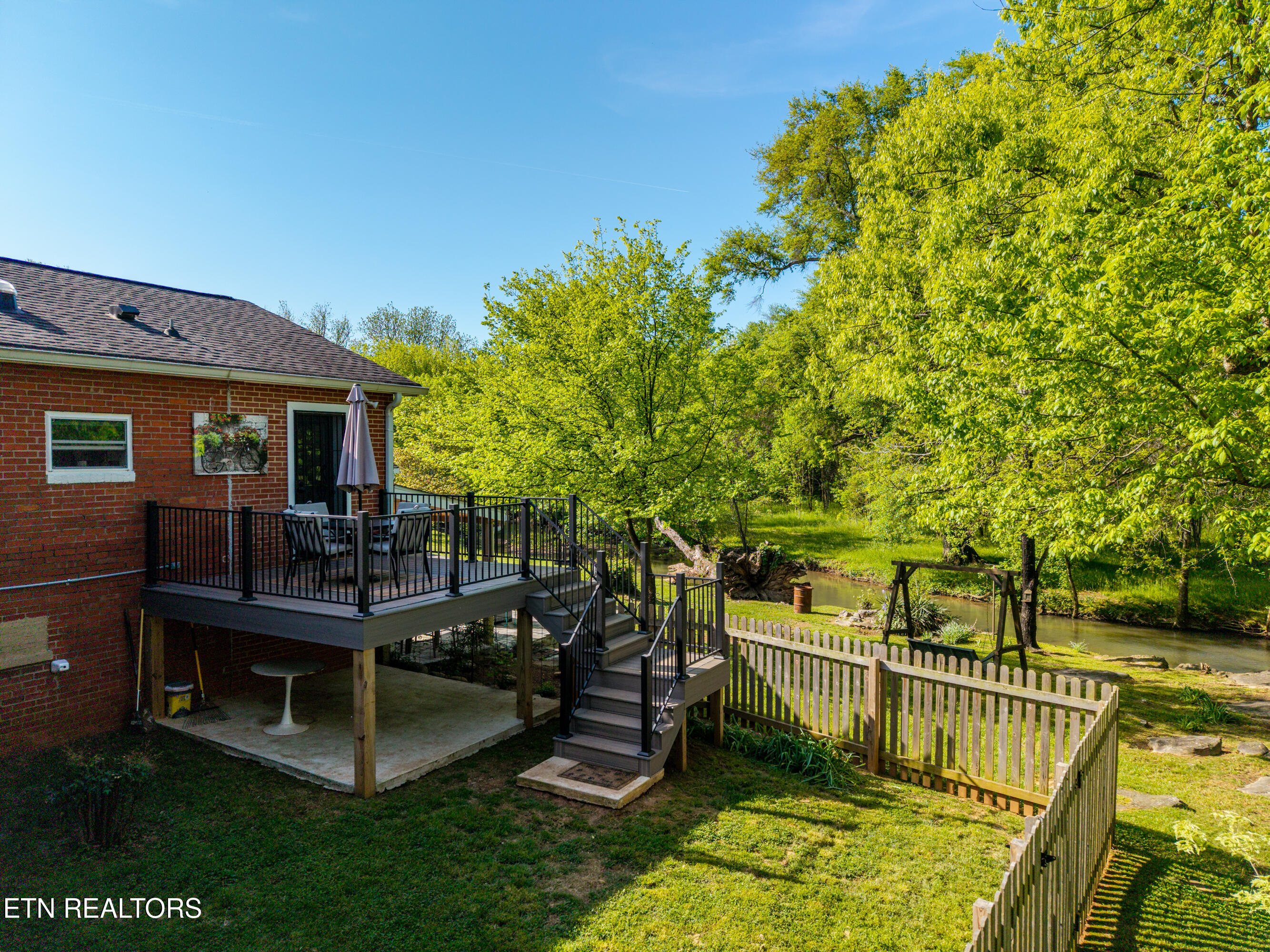 315 South Oak Street Sweetwater TN 37874