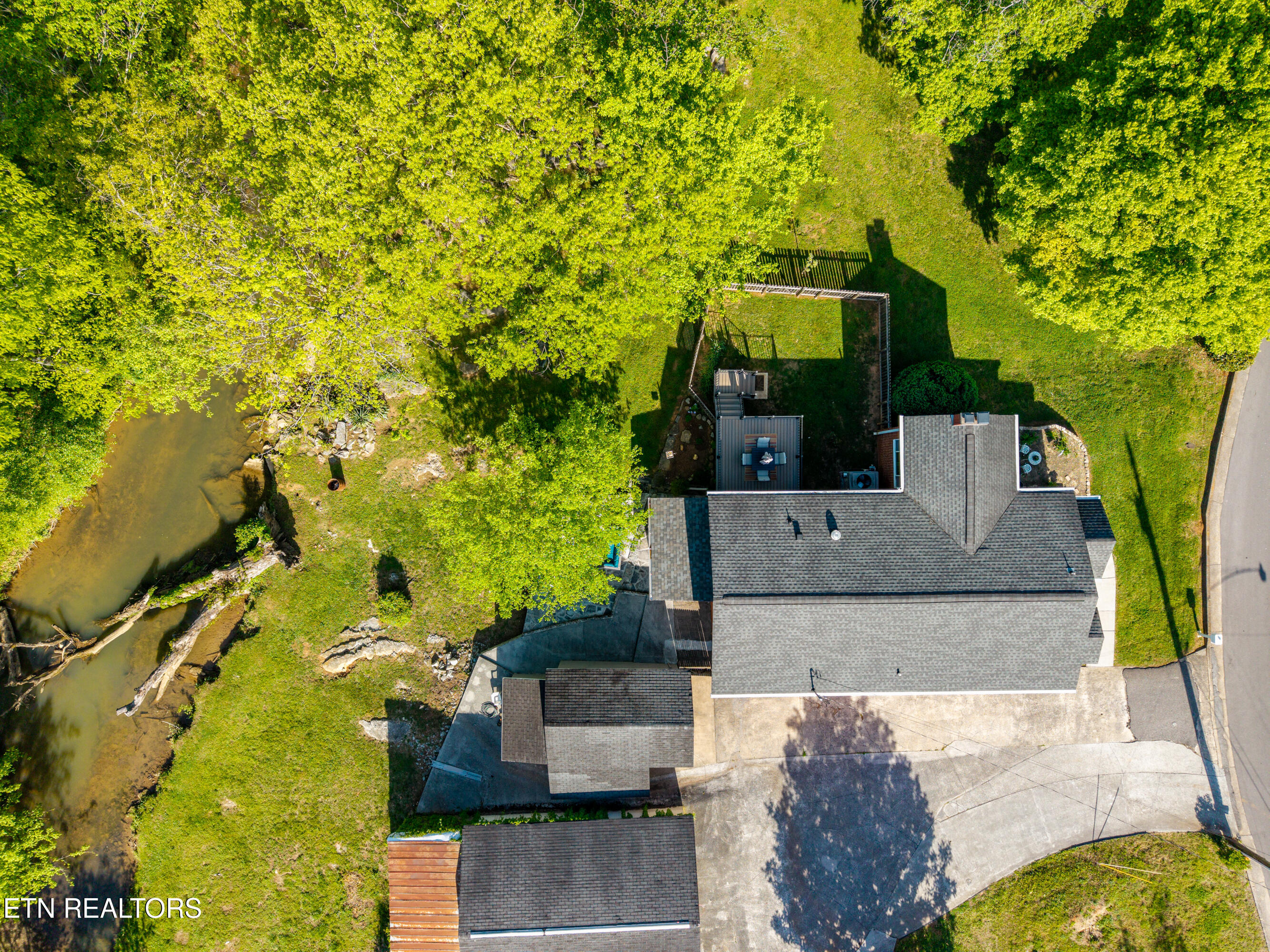 315 South Oak Street Sweetwater TN 37874