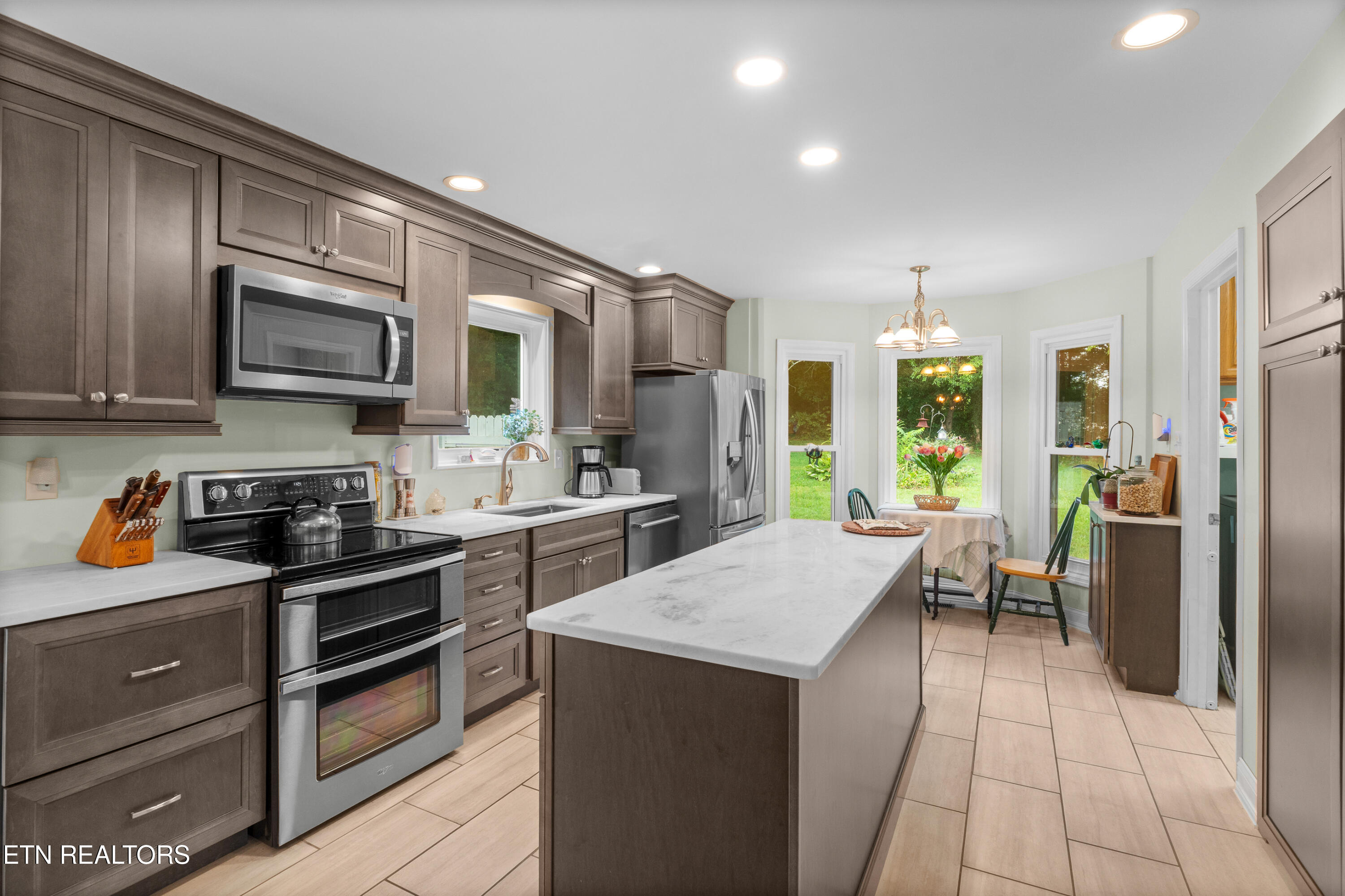 1734 Cheyenne Court Maryville TN 37801
