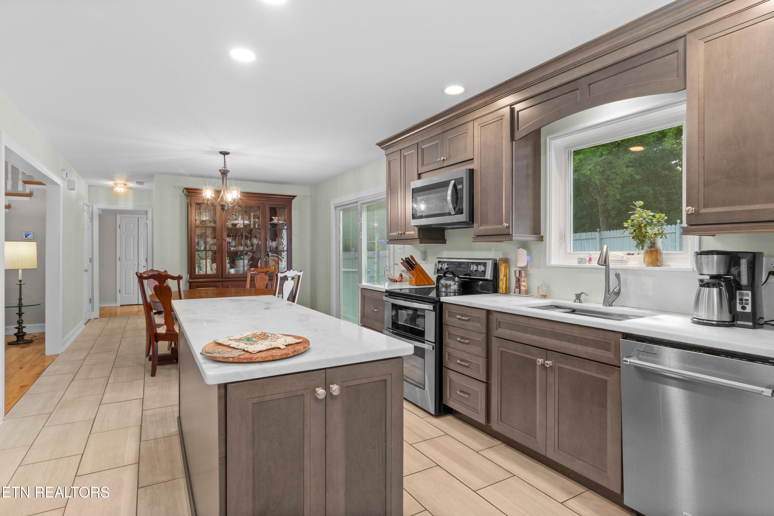1734 Cheyenne Court Maryville TN 37801