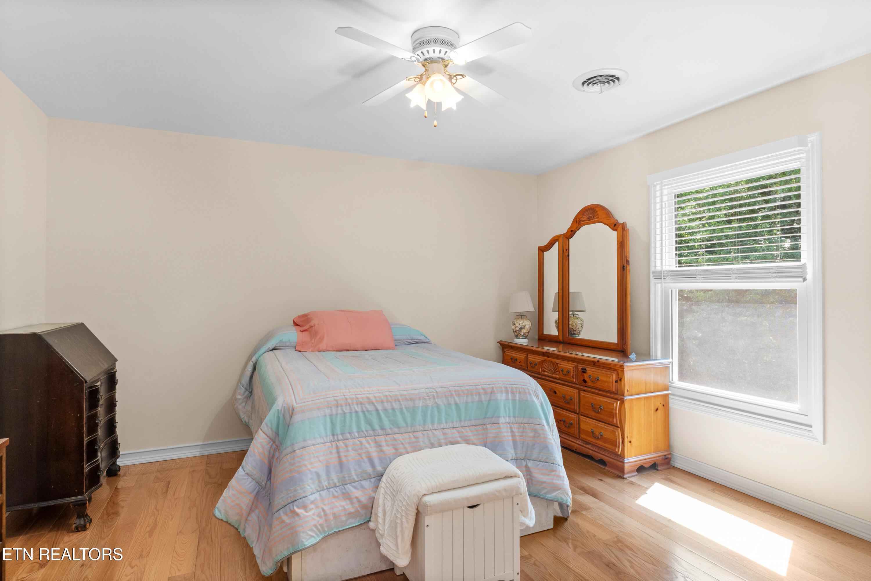 1734 Cheyenne Court Maryville TN 37801