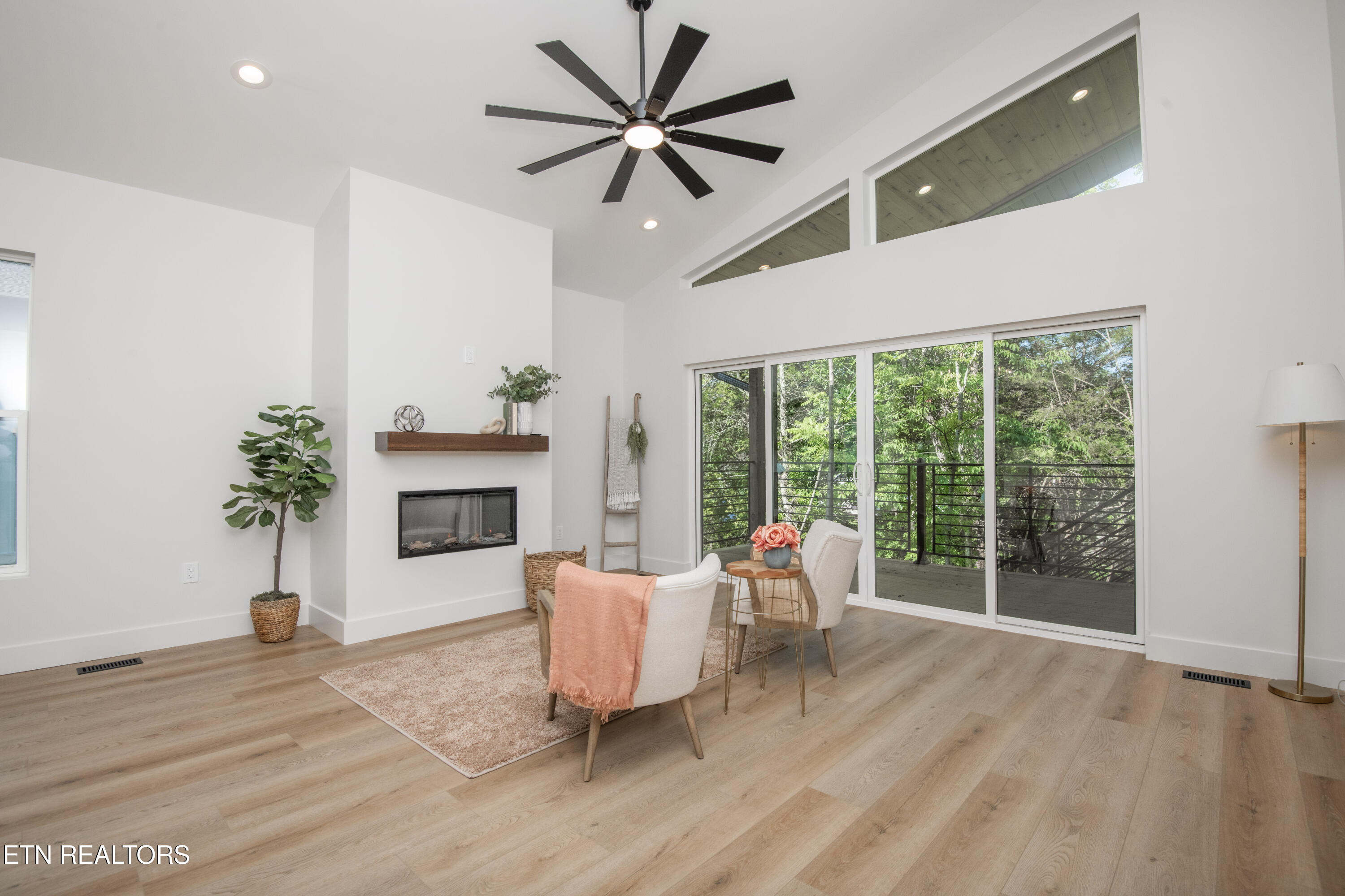 2335 Rock Gardens Drive Sevierville TN 37876