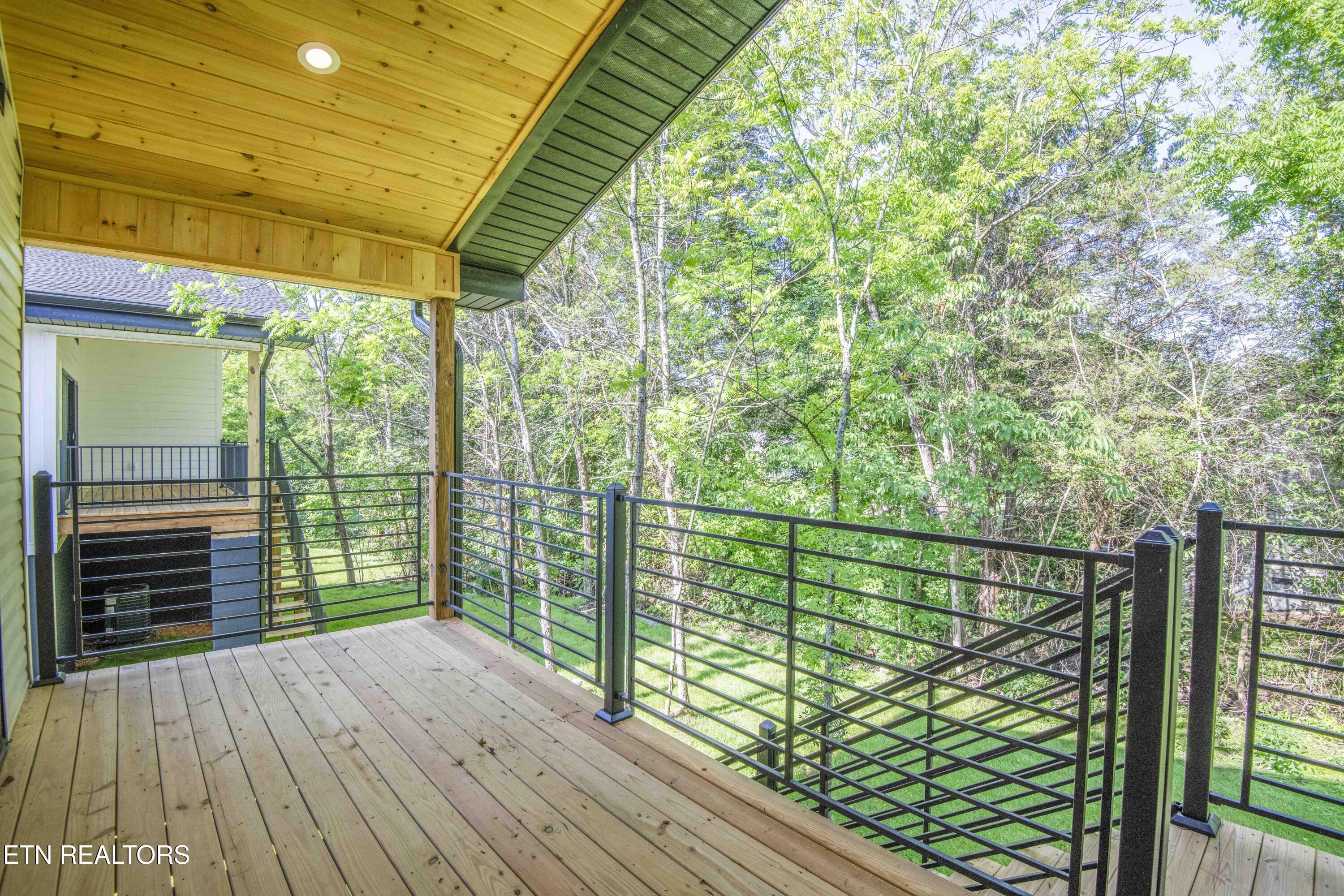 2335 Rock Gardens Drive Sevierville TN 37876