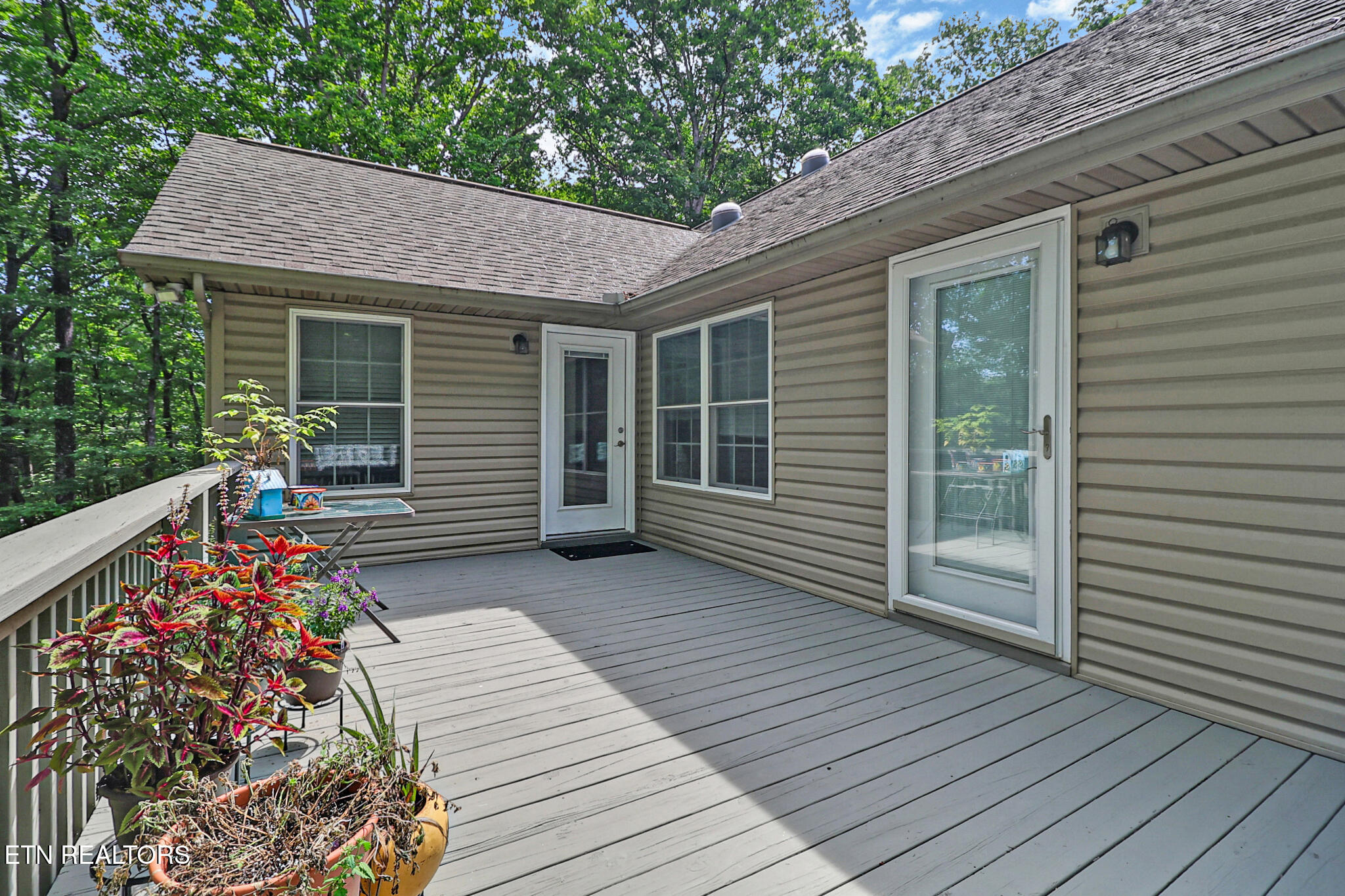 52 & 32 Harley Circle Crossville TN 38558