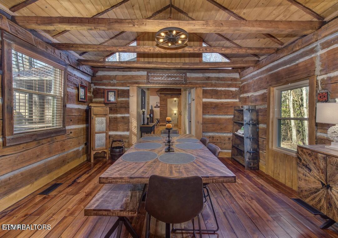 125 Cricket Hollow Way Cosby TN 37722