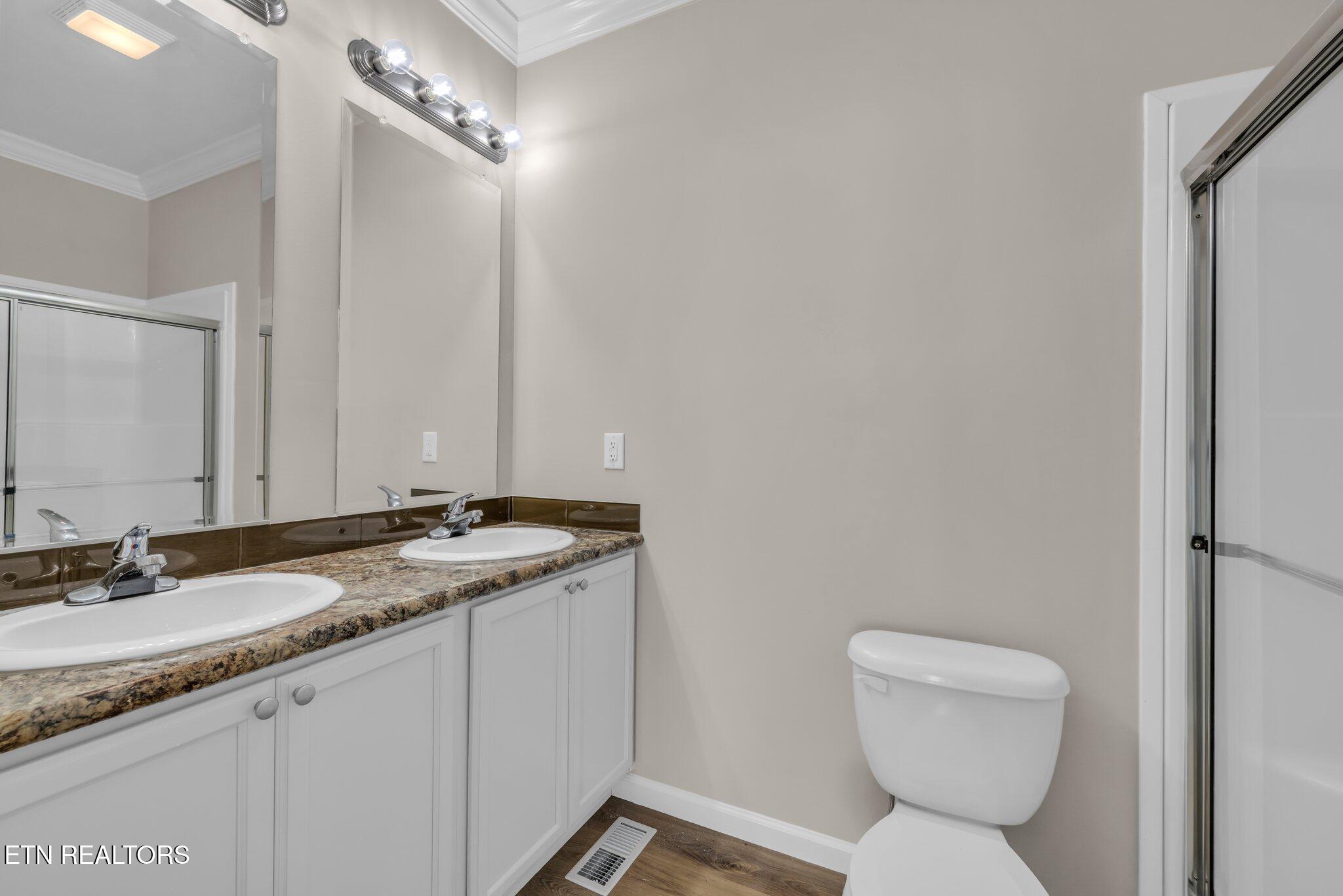 185 Waters Edge Drive Spring City TN 37381