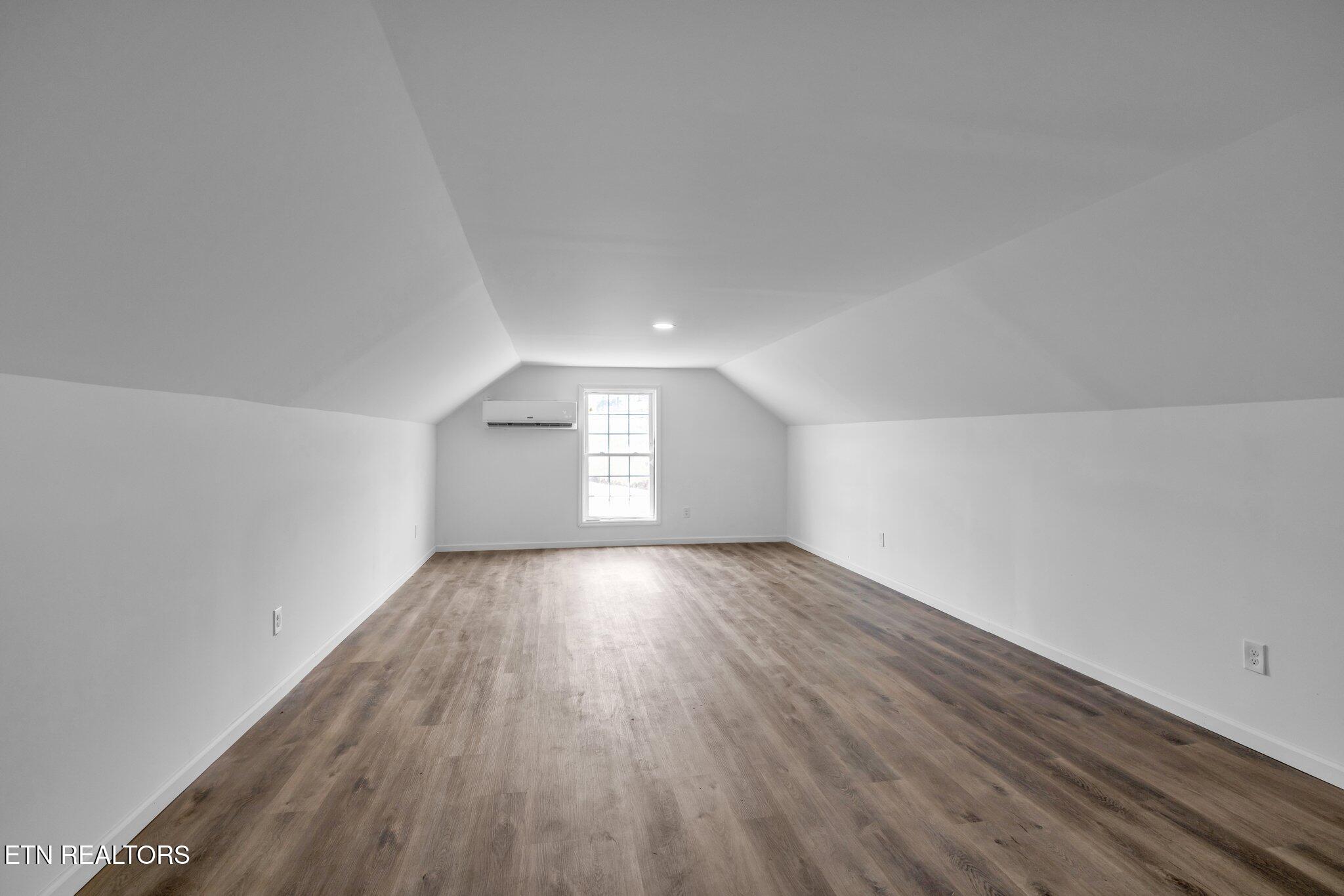 185 Waters Edge Drive Spring City TN 37381