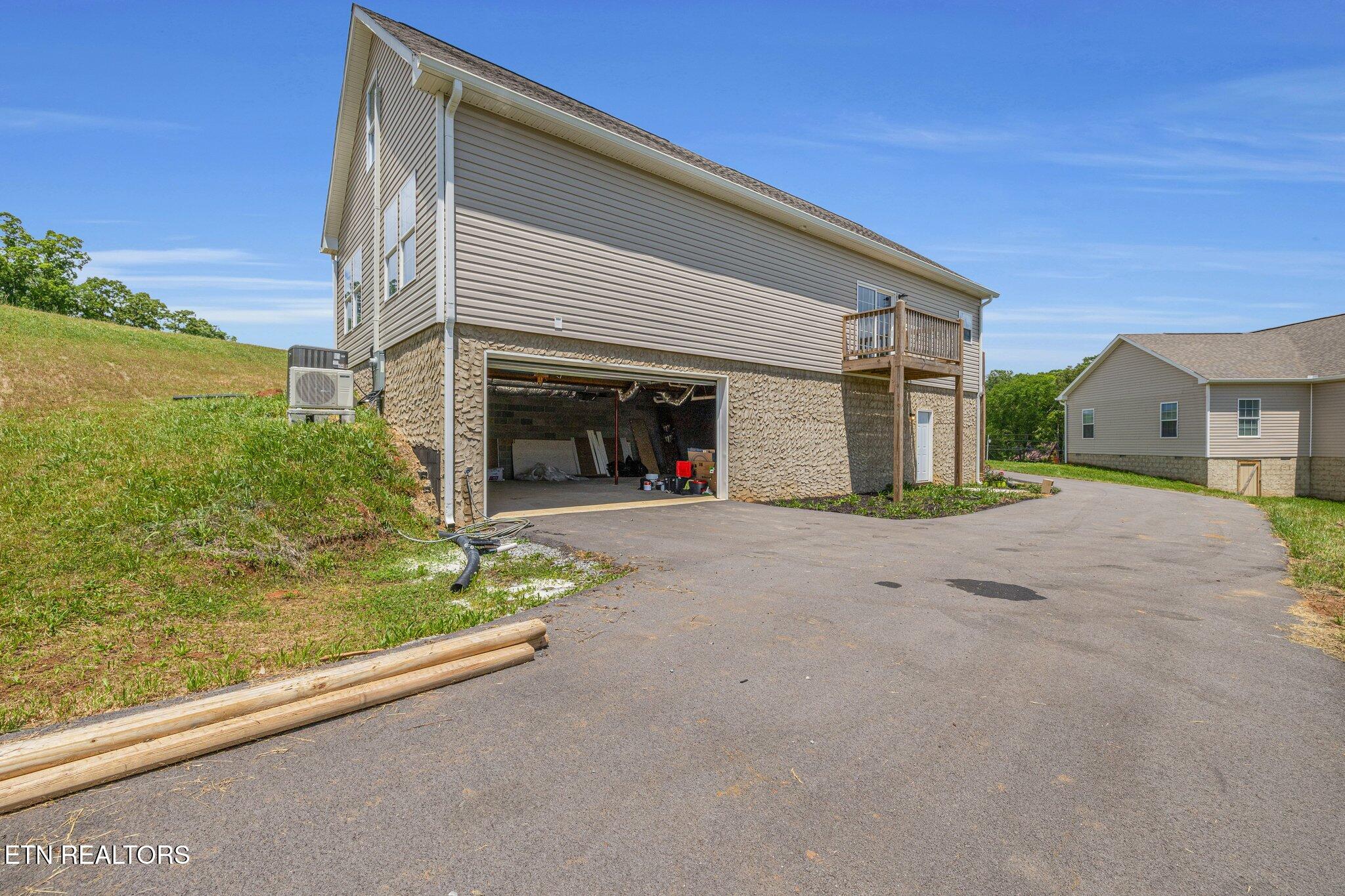 185 Waters Edge Drive Spring City TN 37381