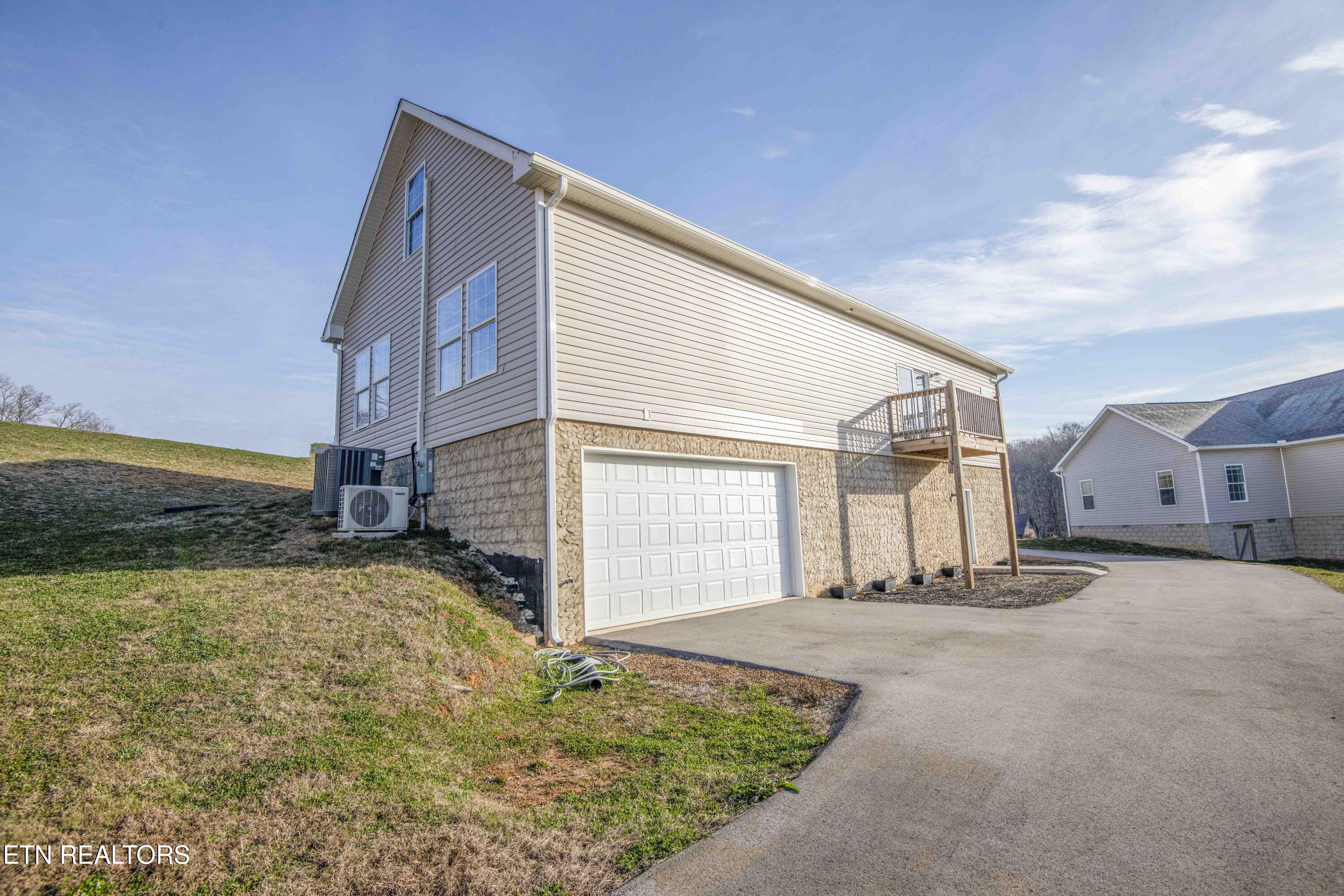 185 Waters Edge Drive Spring City TN 37381
