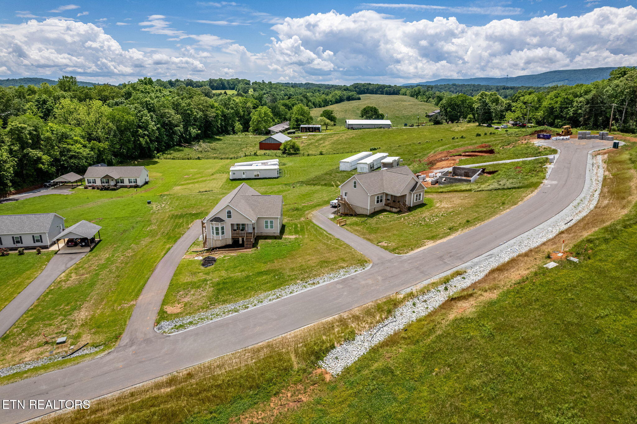 185 Waters Edge Drive Spring City TN 37381