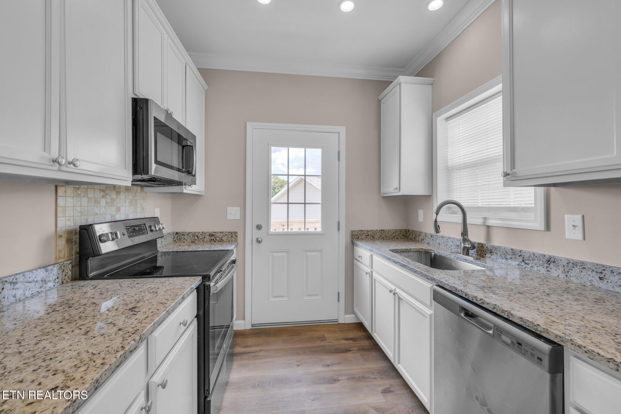 185 Waters Edge Drive Spring City TN 37381