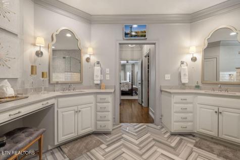 210 Casa Del Lago Way Lenoir City TN 37772