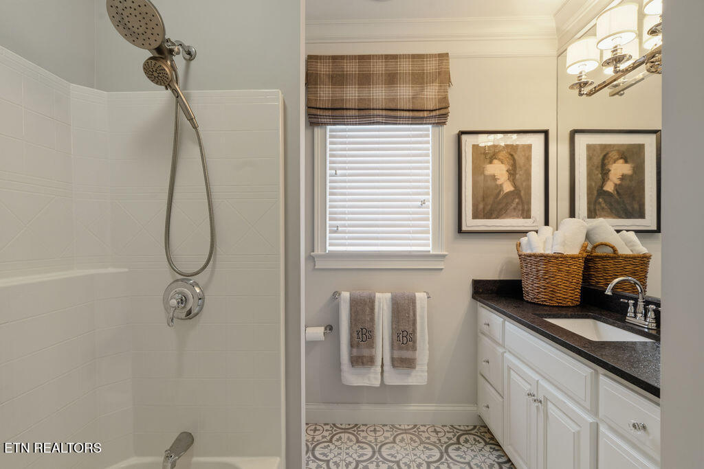 210 Casa Del Lago Way Lenoir City TN 37772