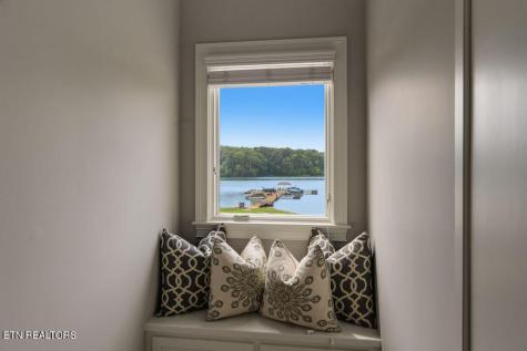 210 Casa Del Lago Way Lenoir City TN 37772