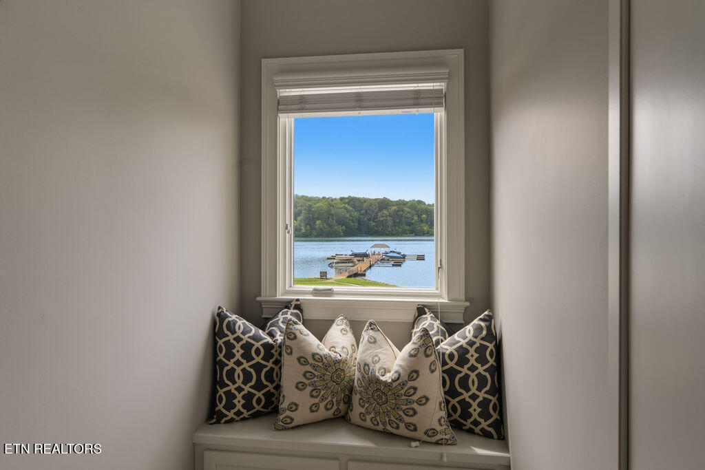 210 Casa Del Lago Way Lenoir City TN 37772