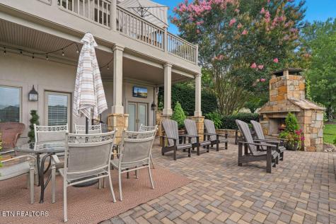 210 Casa Del Lago Way Lenoir City TN 37772