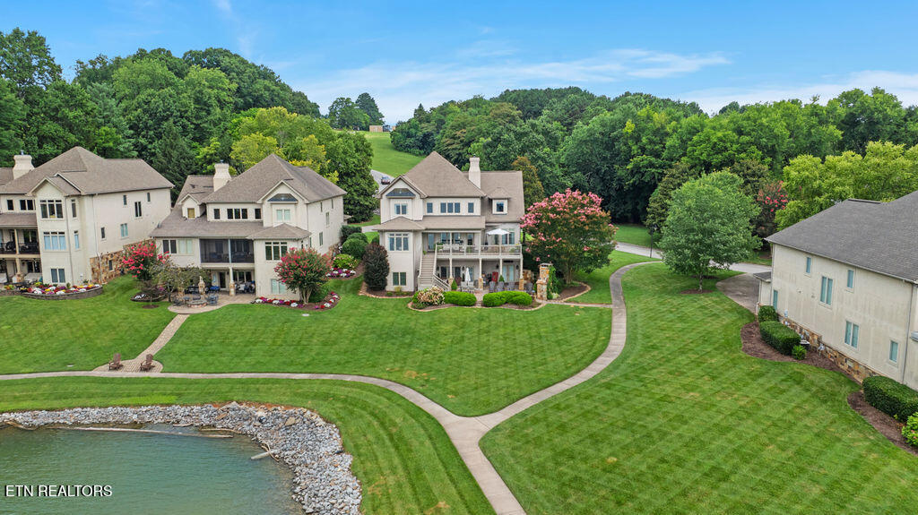 210 Casa Del Lago Way Lenoir City TN 37772