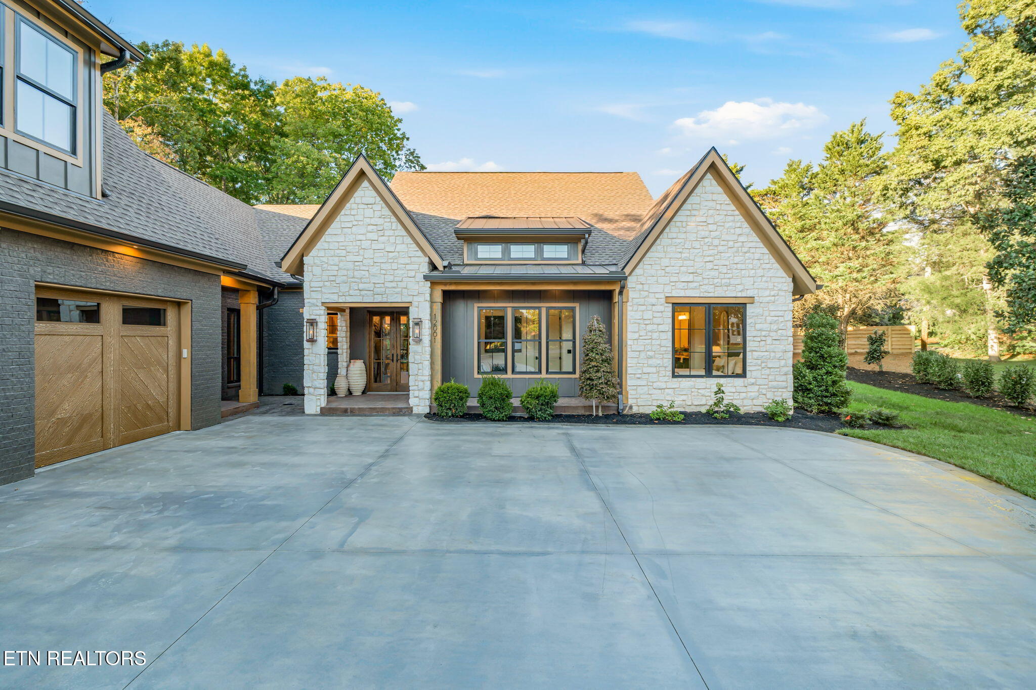 12001 Congressional Point Knoxville TN 37934