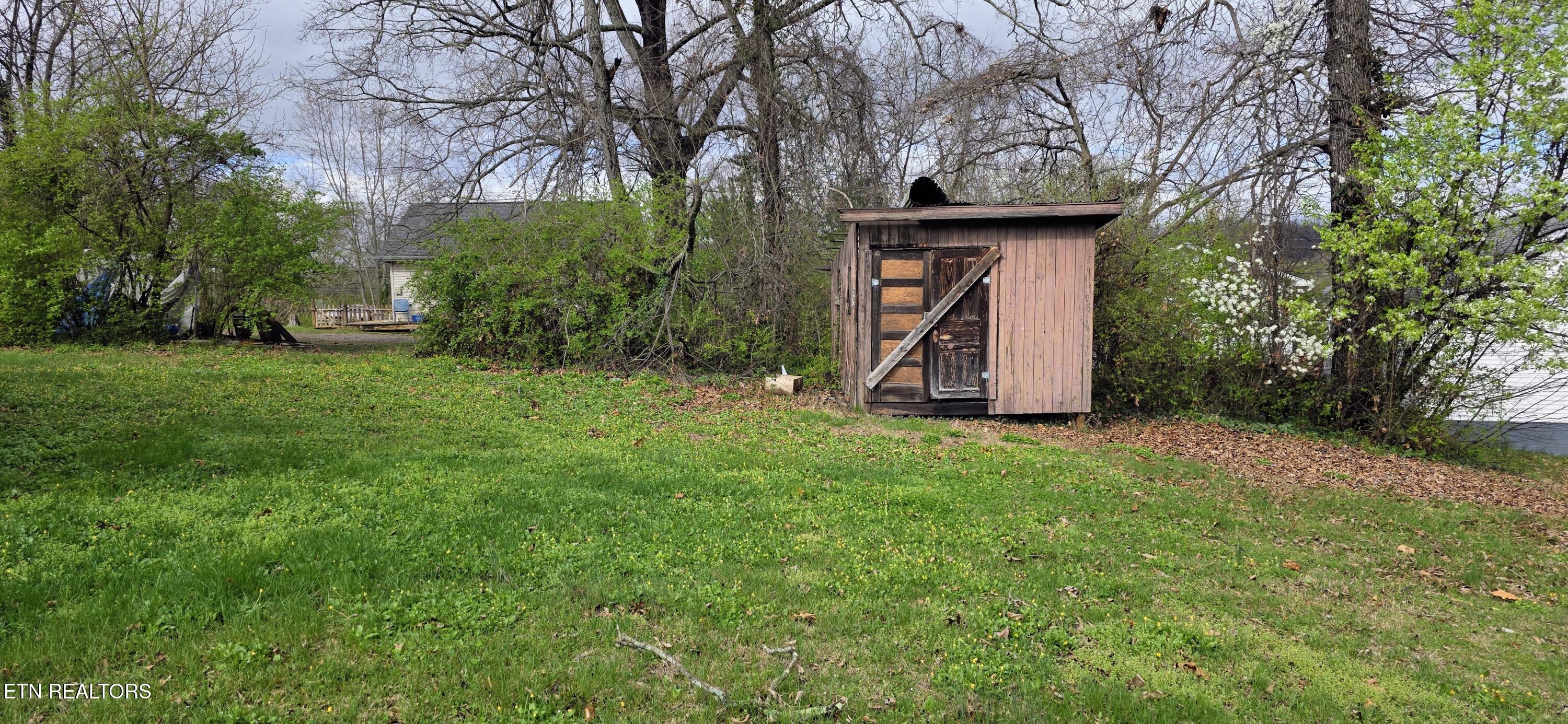 2525 Edgewood Avenue Knoxville TN 37917