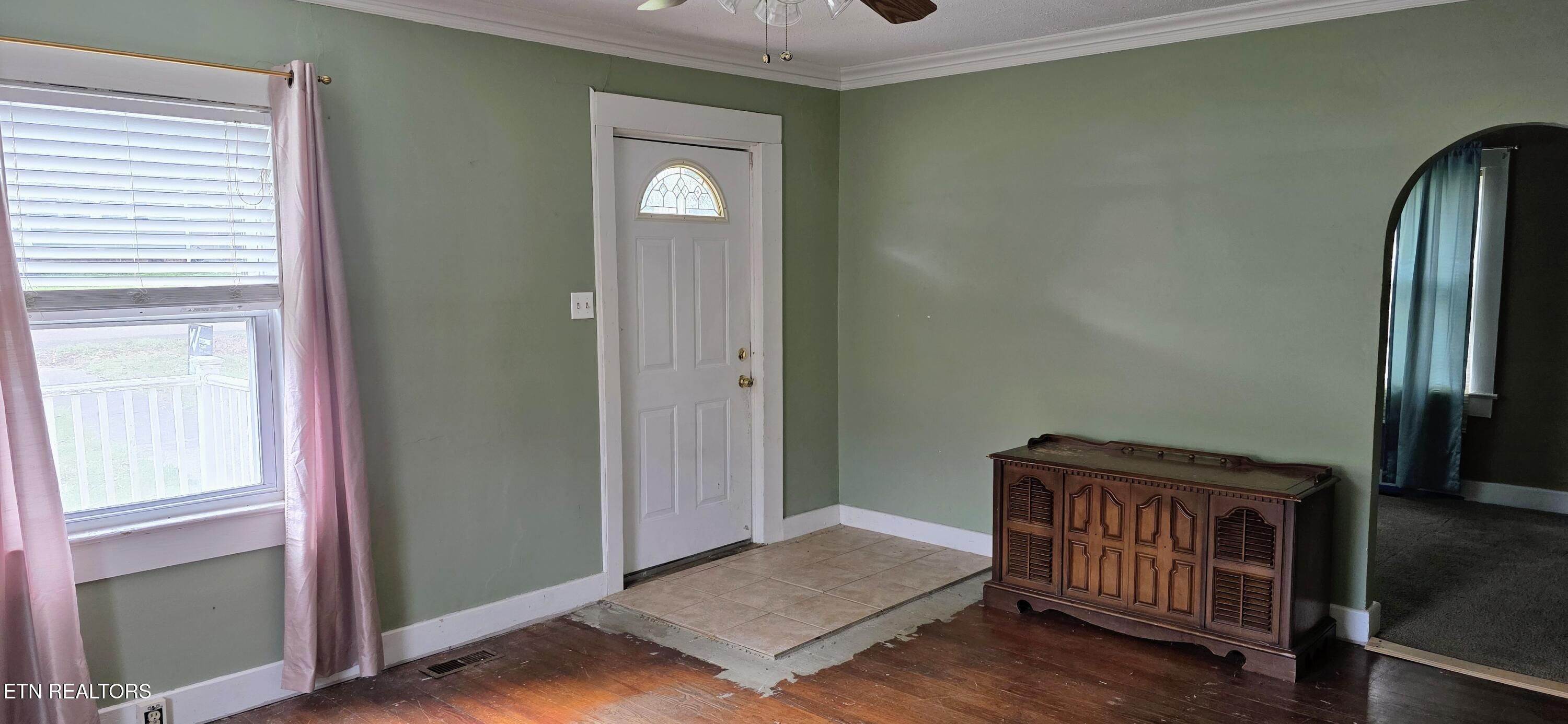 2525 Edgewood Avenue Knoxville TN 37917