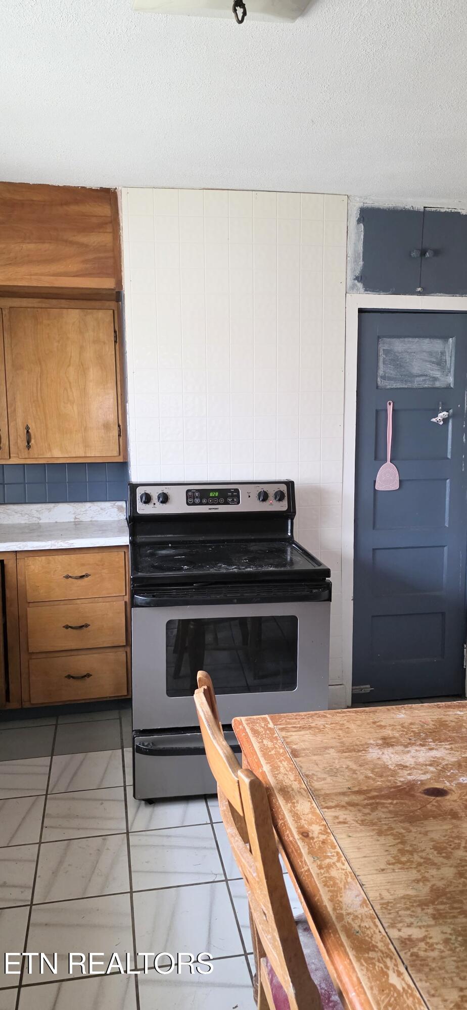 2525 Edgewood Avenue Knoxville TN 37917