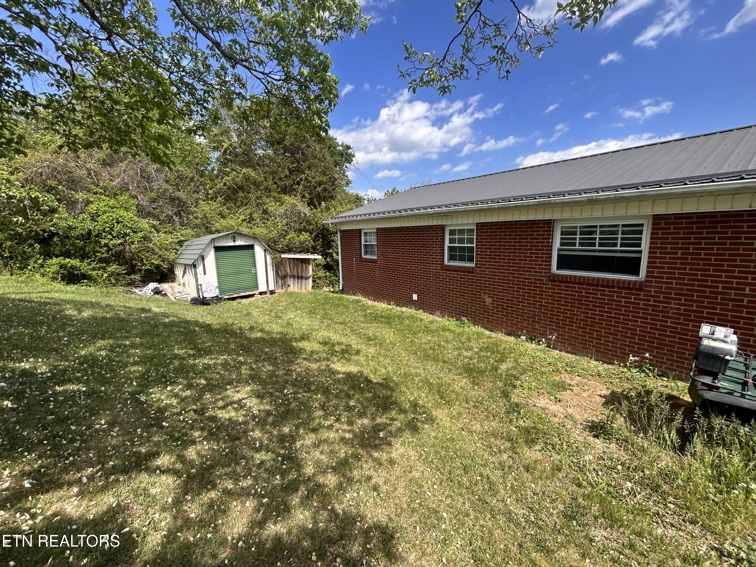 225 Rose Drive Tazewell TN 37879