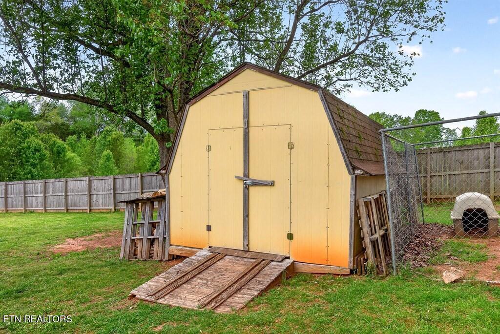 237 Armstrong Road Doyle TN 38559