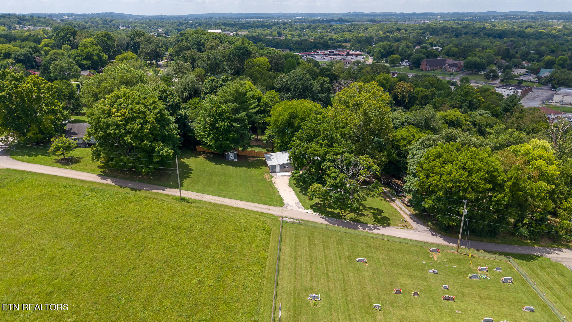 305 Augusta Avenue Maryville TN 37804