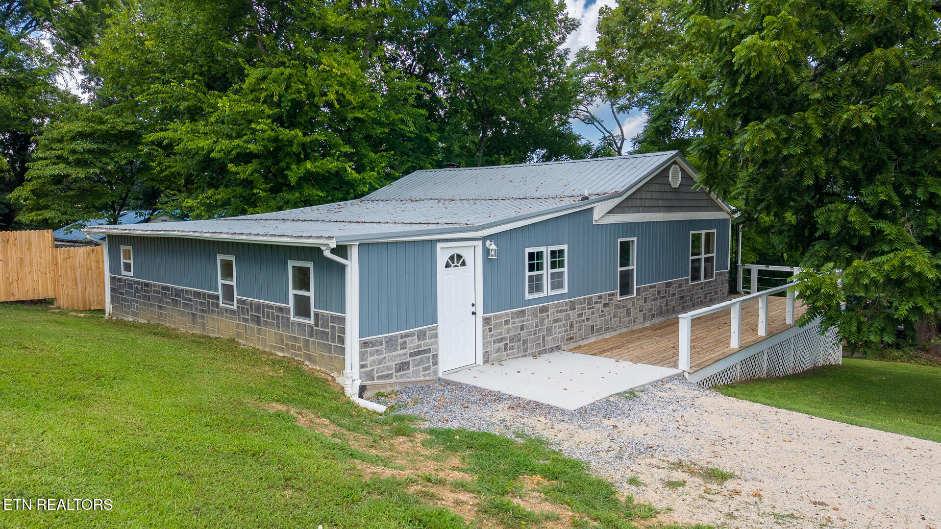305 Augusta Avenue Maryville TN 37804