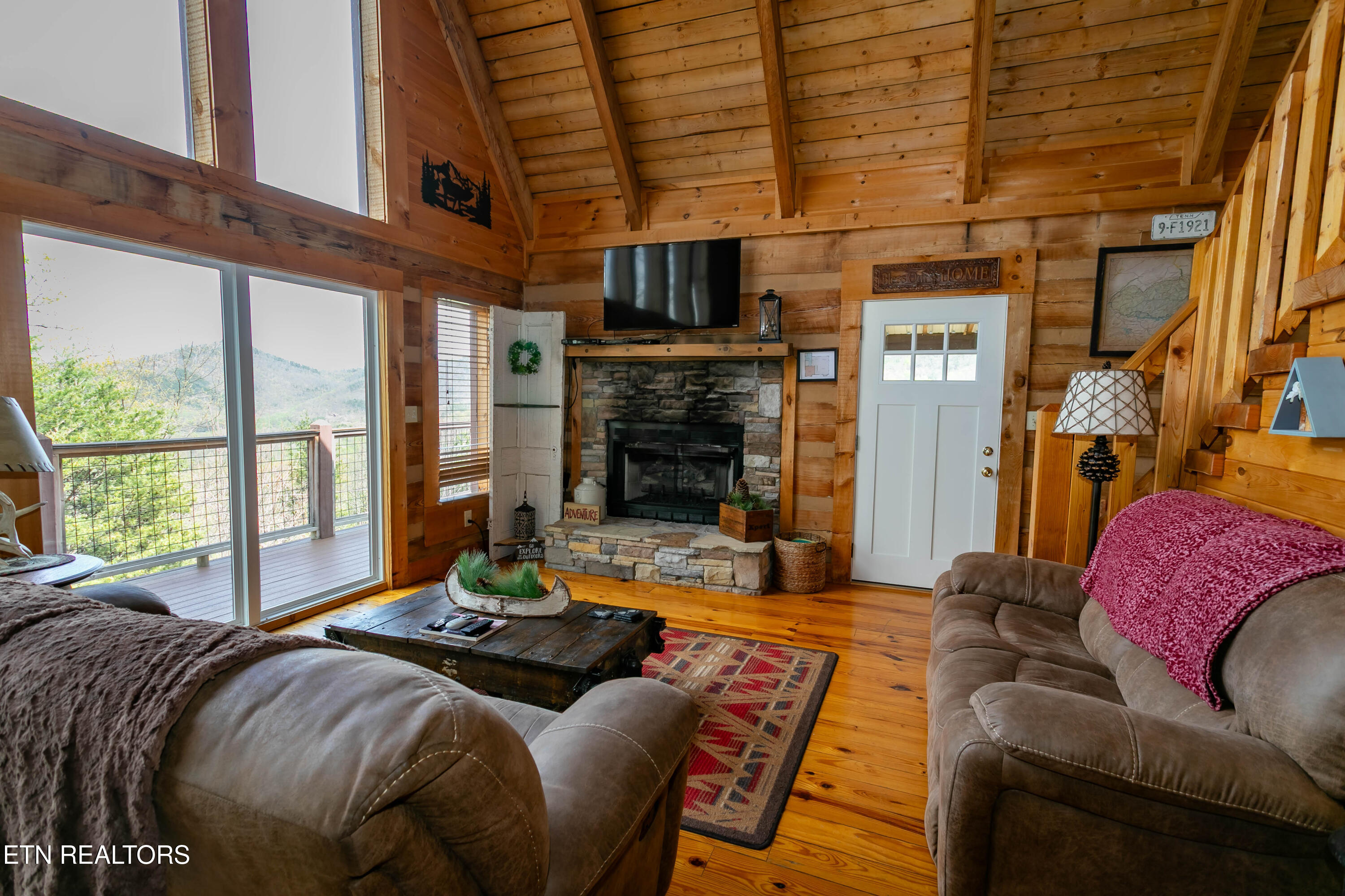 3059 Perry Circle & Lot 11 Lane Sevierville TN 37862