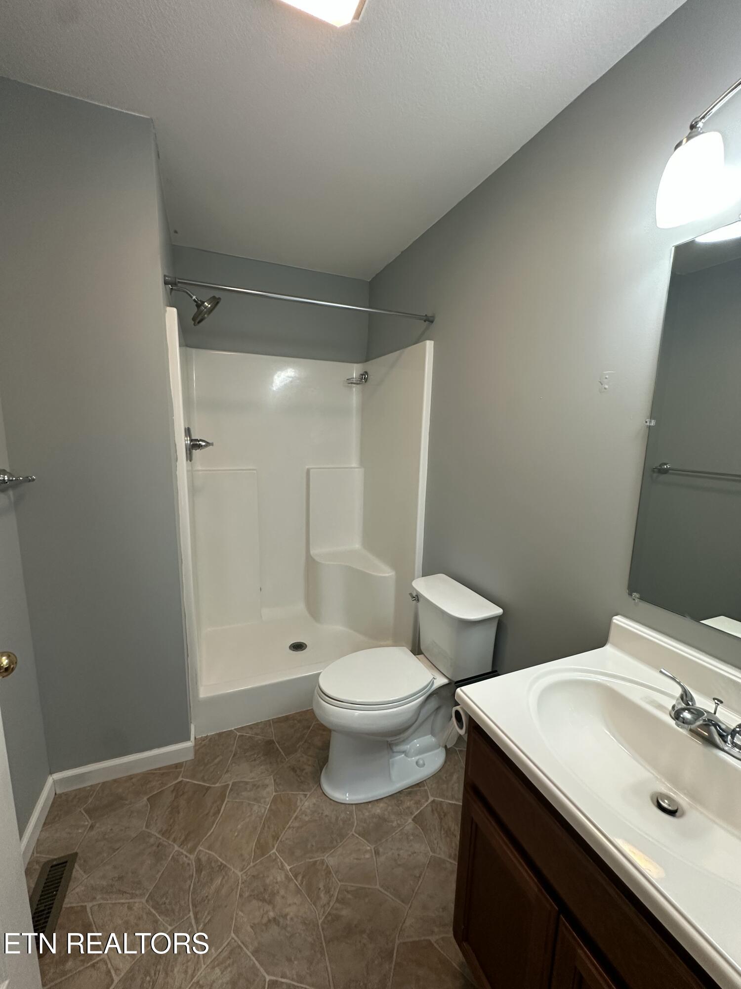 544 Iris Circle Crossville TN 38555