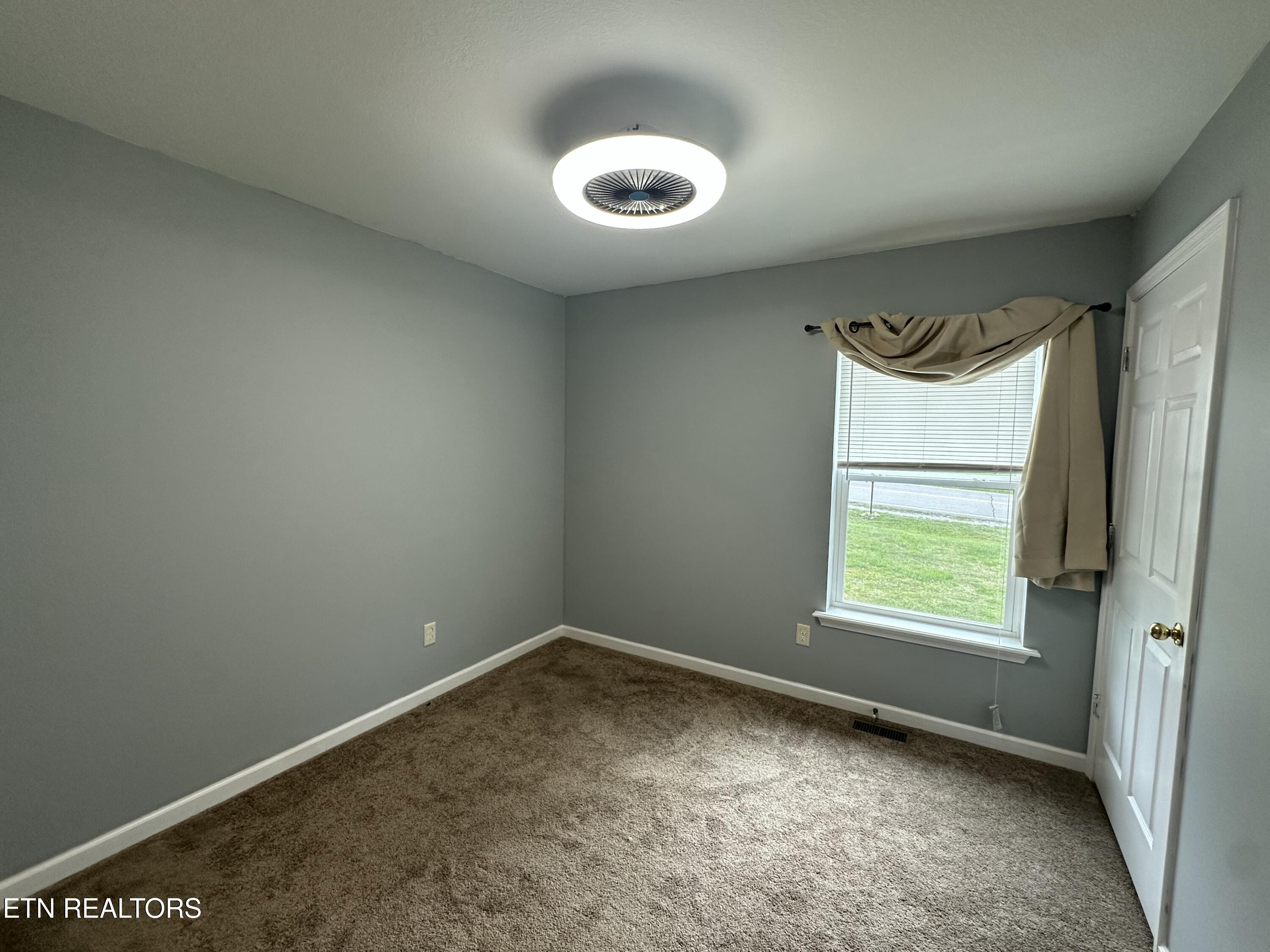 544 Iris Circle Crossville TN 38555