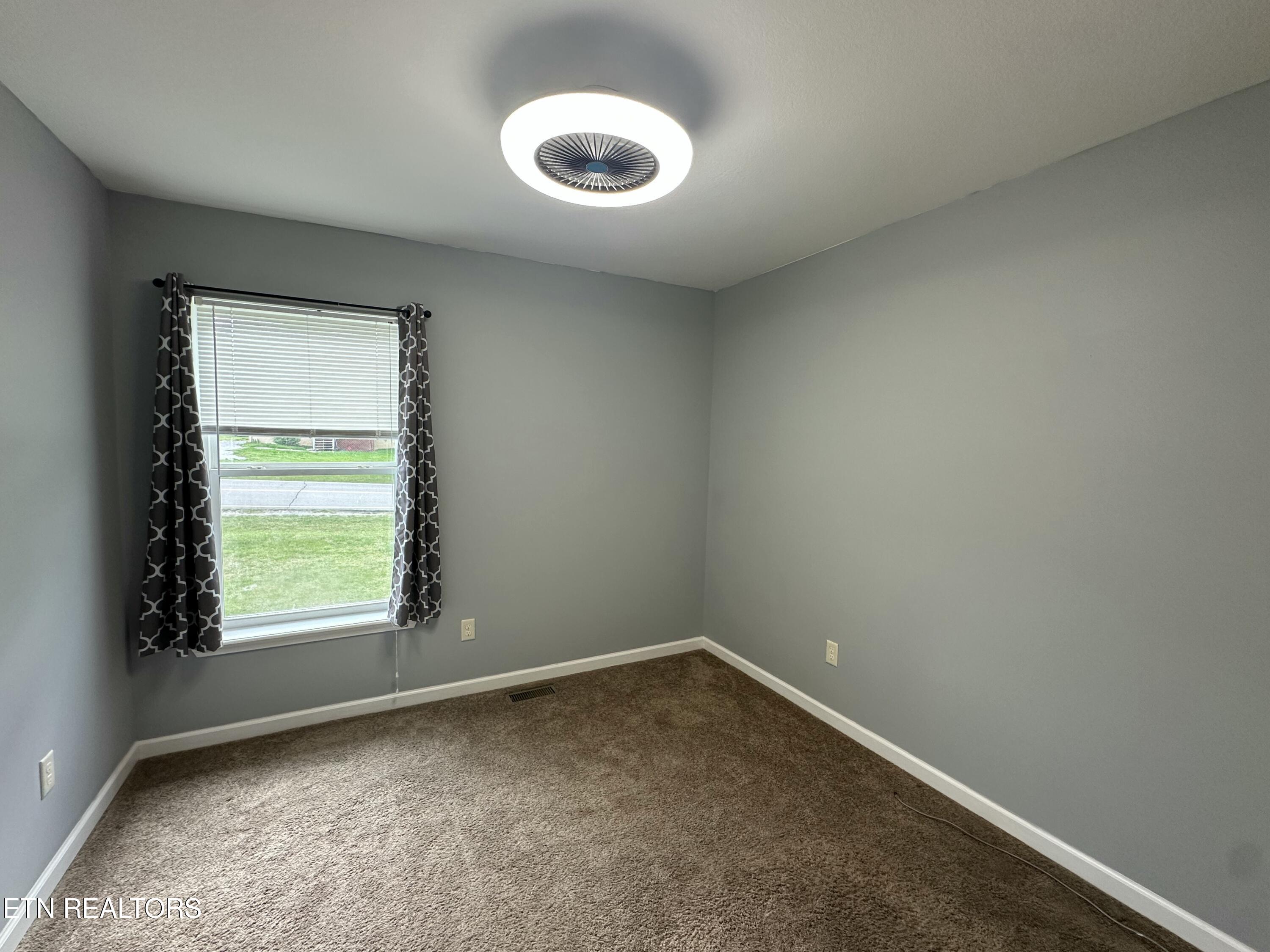 544 Iris Circle Crossville TN 38555