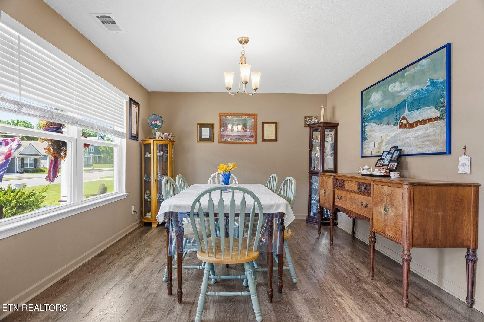 1625 River Poppy Road Mascot TN 37806