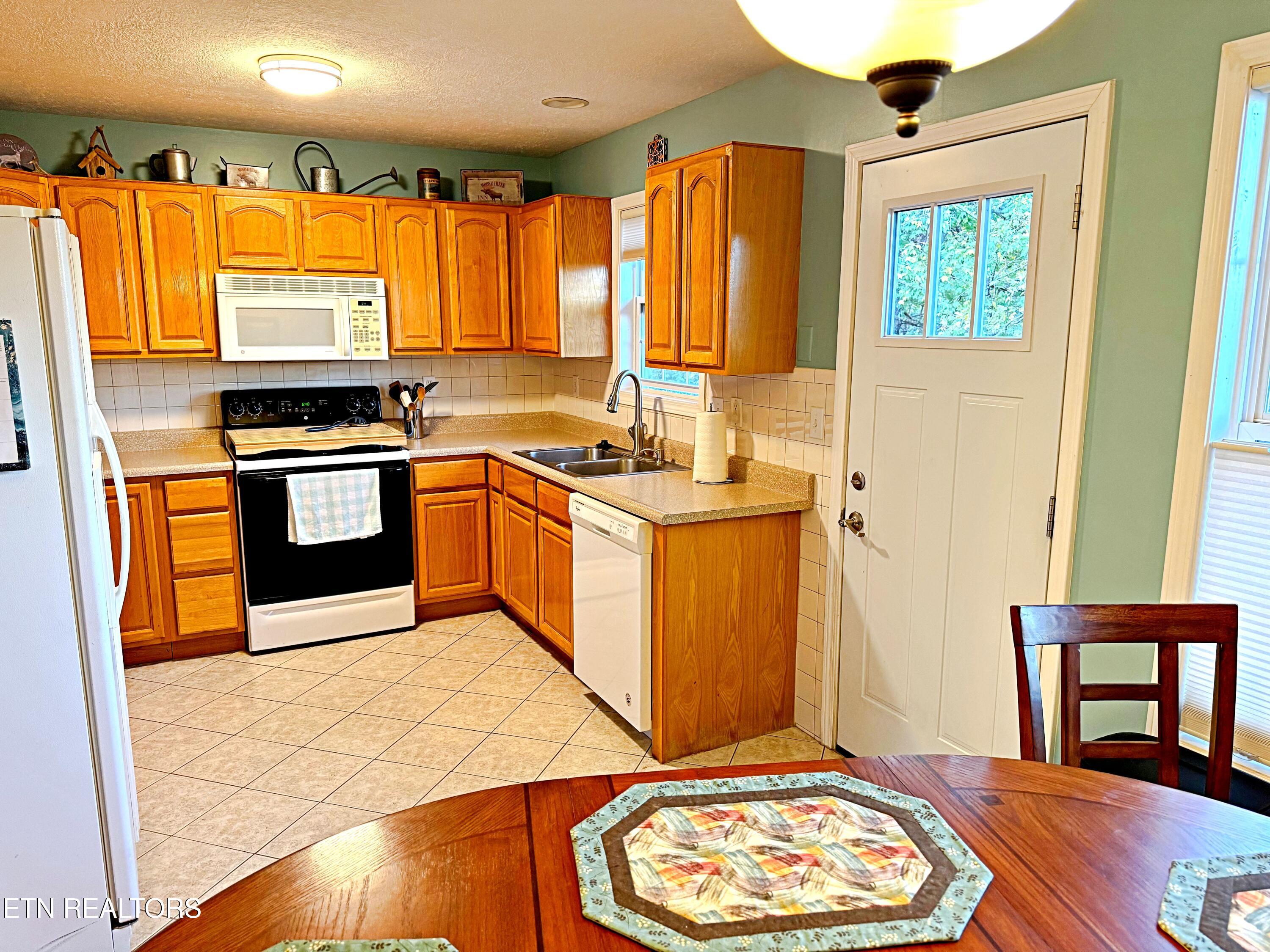 240 Mariner Point Road Lafollette TN 37766
