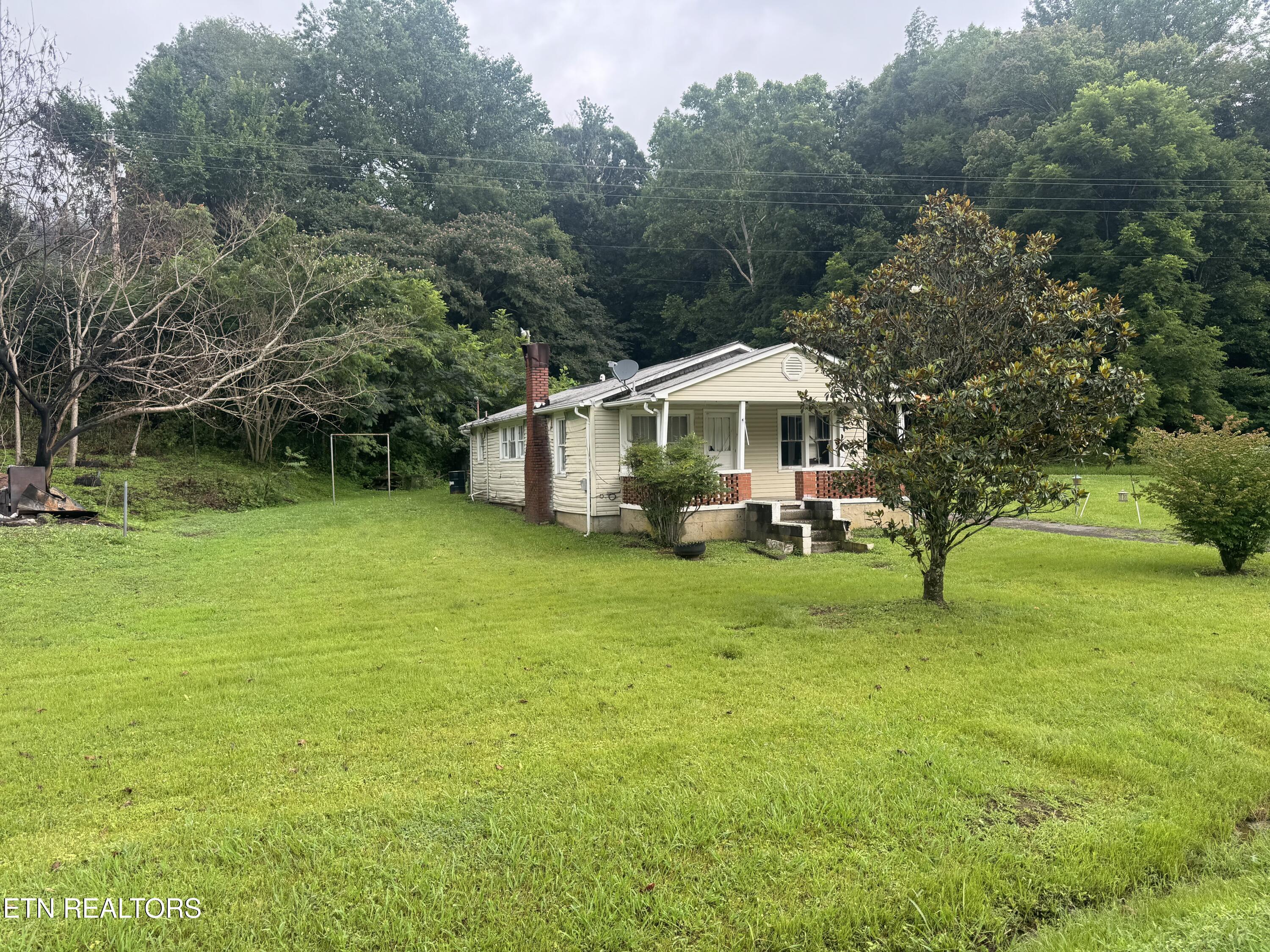 10108 Petros Highway Oliver Springs TN 37840