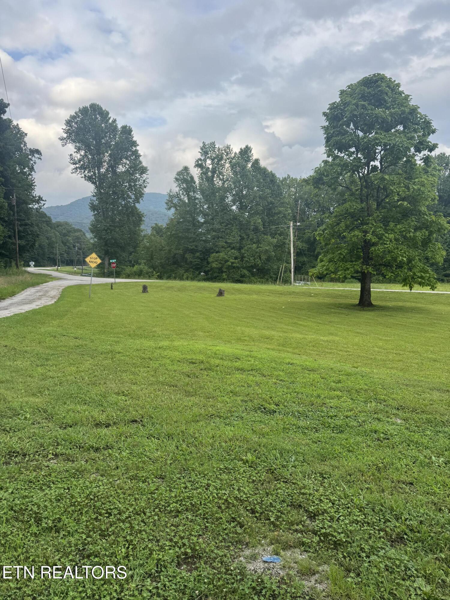 10108 Petros Highway Oliver Springs TN 37840