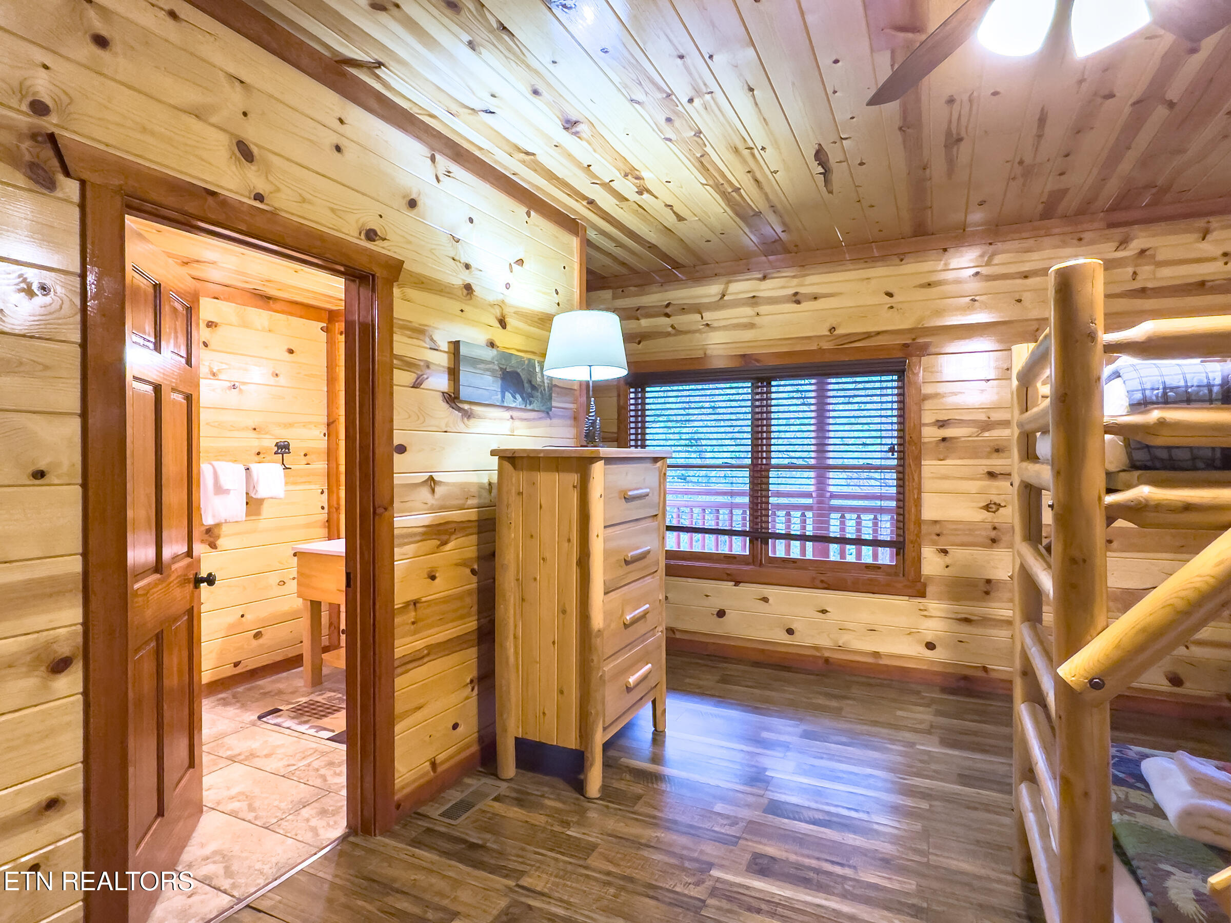 2316 Boulder Way Sevierville TN 37862